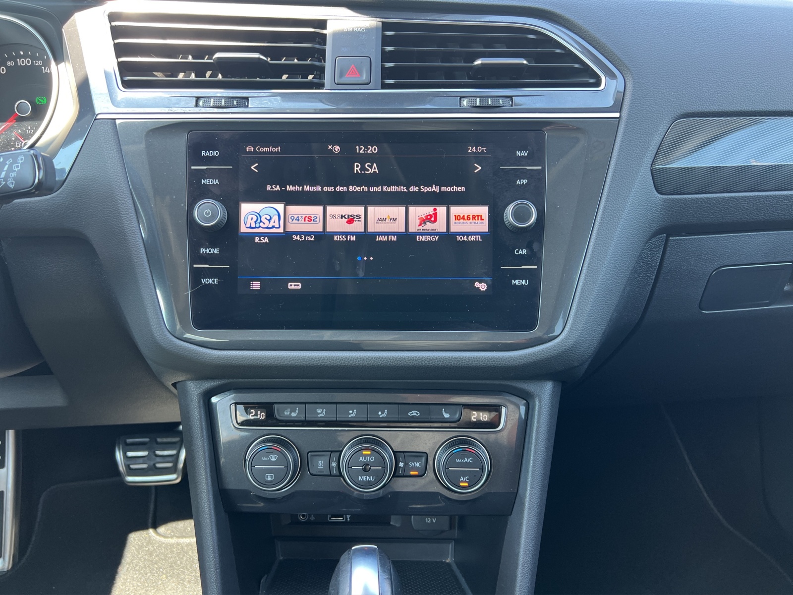 Fahrzeugabbildung Volkswagen Tiguan Allspace TDI Highline 4M DSG LED ACC DCC STH RFK