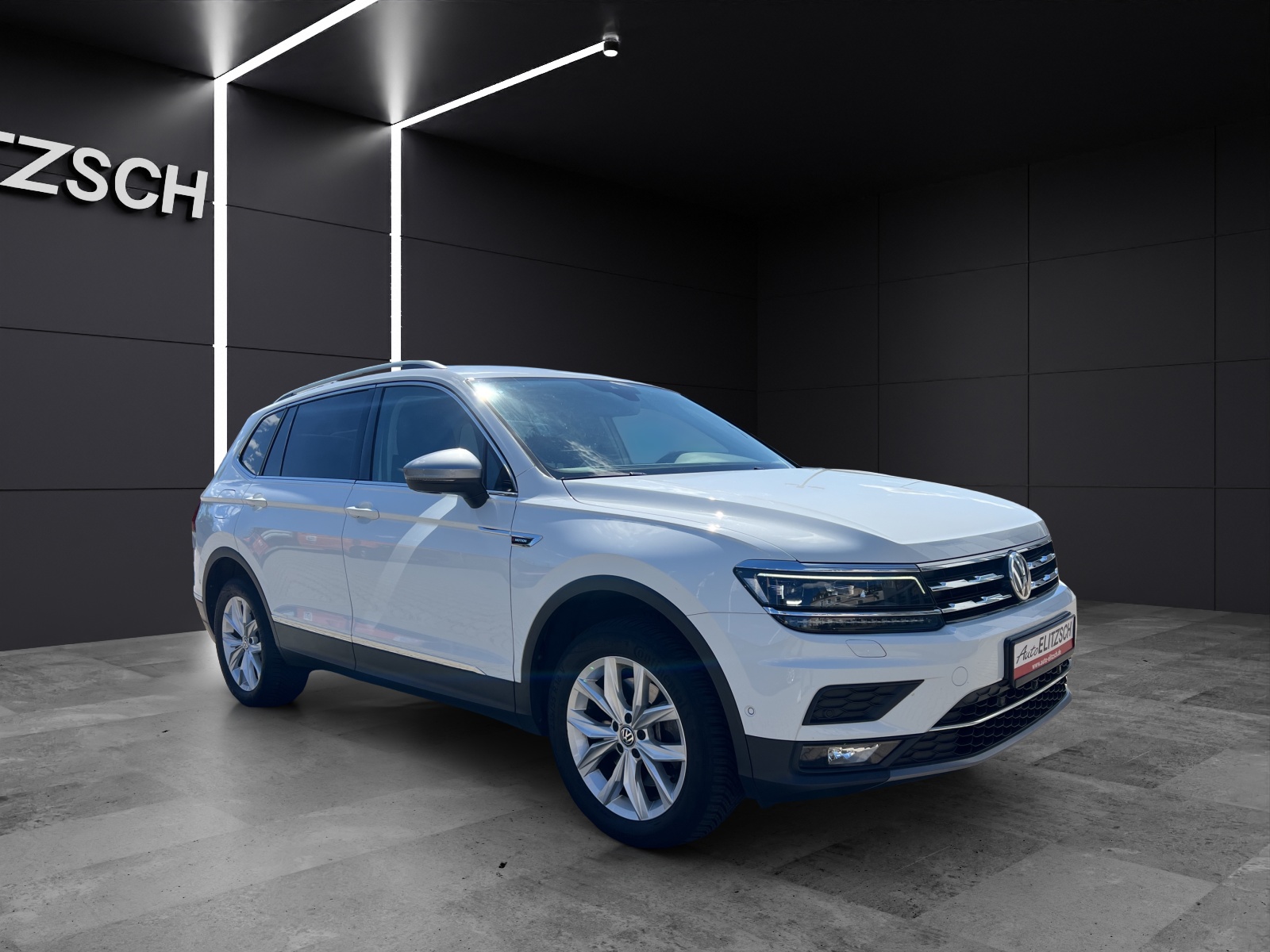 Fahrzeugabbildung Volkswagen Tiguan Allspace TDI Highline 4M DSG LED ACC DCC STH RFK