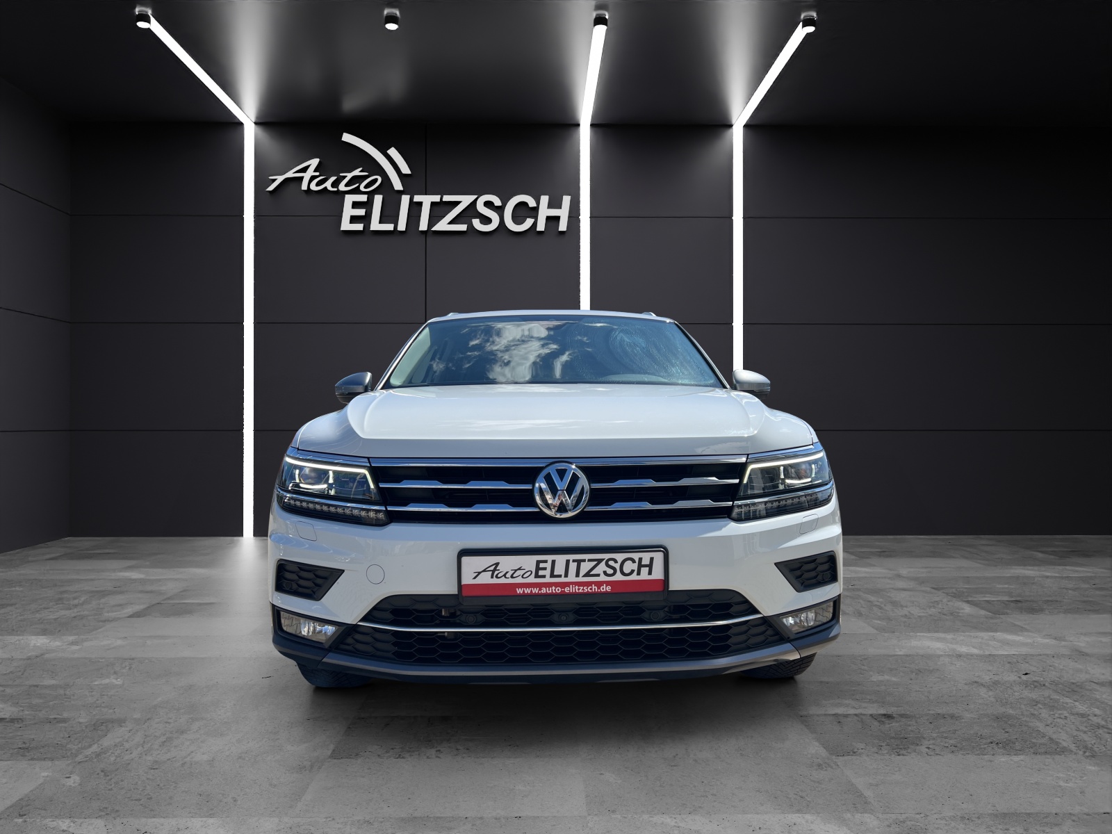 Fahrzeugabbildung Volkswagen Tiguan Allspace TDI Highline 4M DSG LED ACC DCC STH RFK