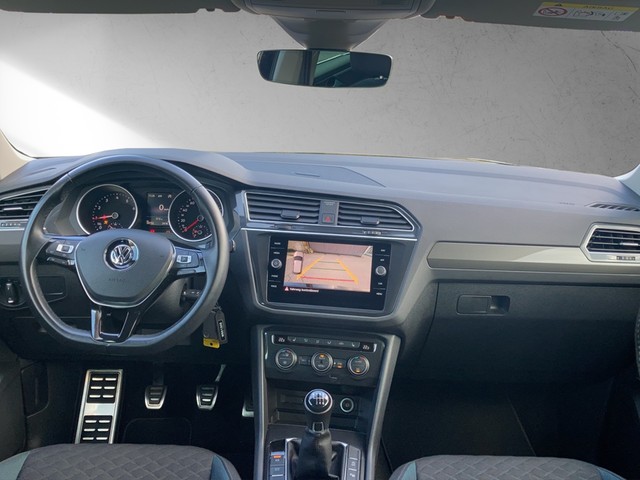 Fahrzeugabbildung Volkswagen Tiguan IQ.DRIVE LED Navi ACC AHK RFK SHZ