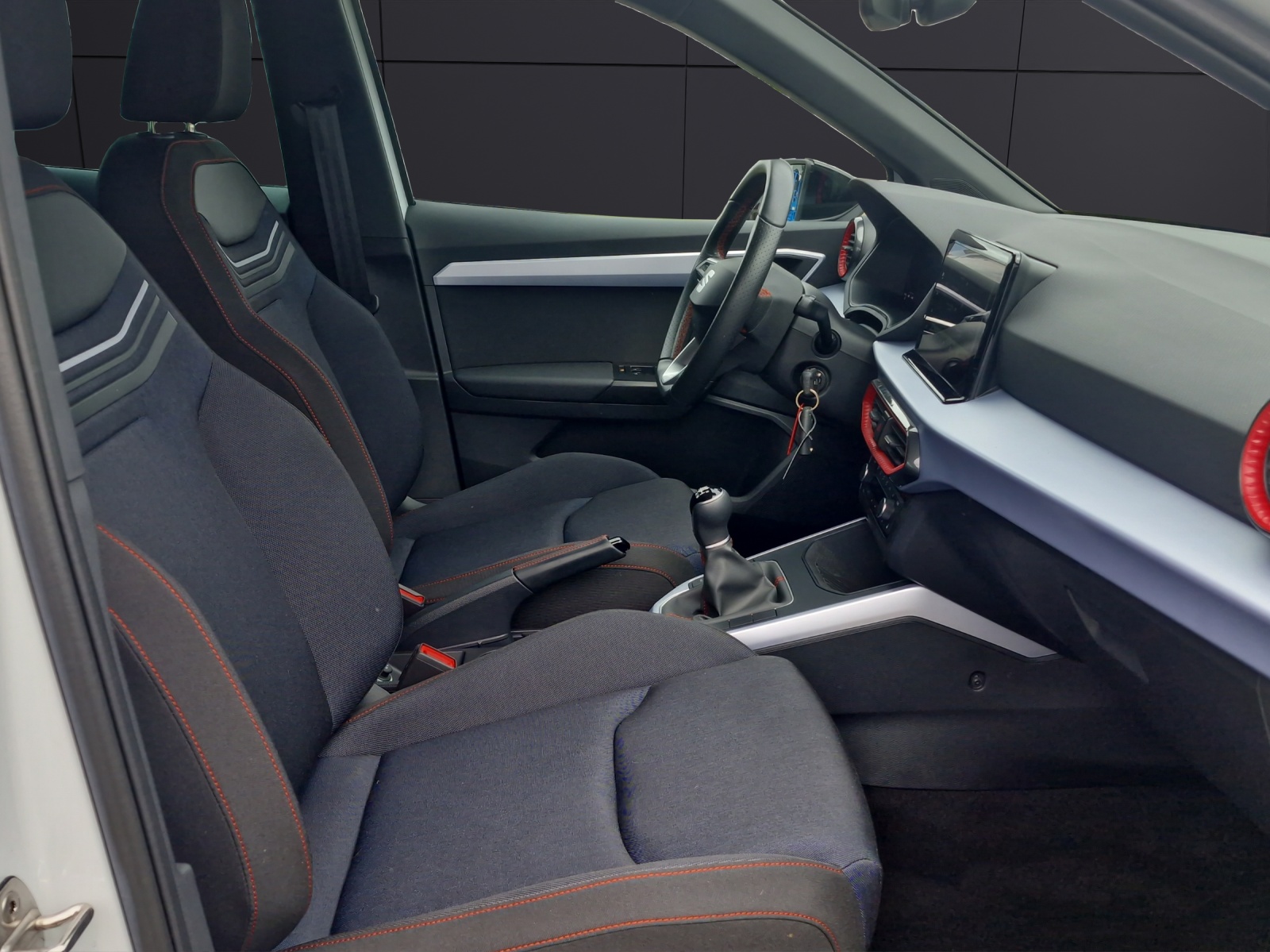Fahrzeugabbildung SEAT Arona FR 1.0 TSI LED RFK ACC SH