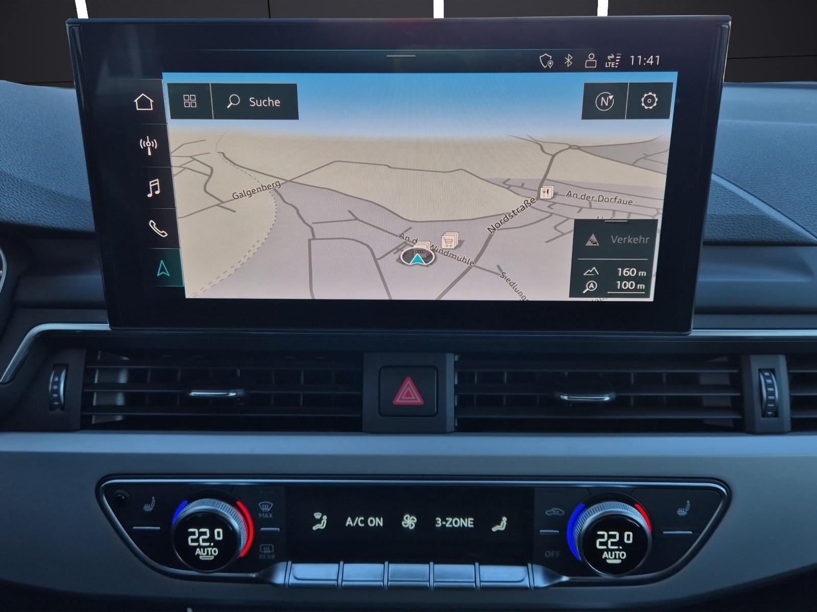 Fahrzeugabbildung Audi A4 Avant 35 TFSI S-line S-tronic LED Navi ACC RFK Leder SH