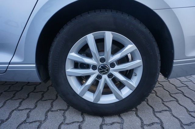 Fahrzeugabbildung Volkswagen Passat Variant TDI Business DSG LED Navi AHK ACC SHZ
