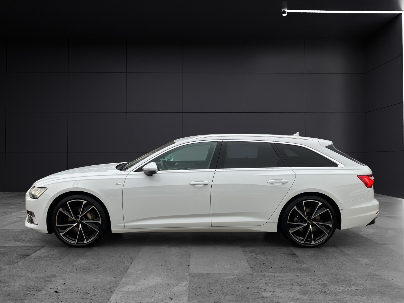 Fahrzeugabbildung Audi A6 Avant 50 TDI quattro sport AHZV HD Matrix Head up ACC Rückfk