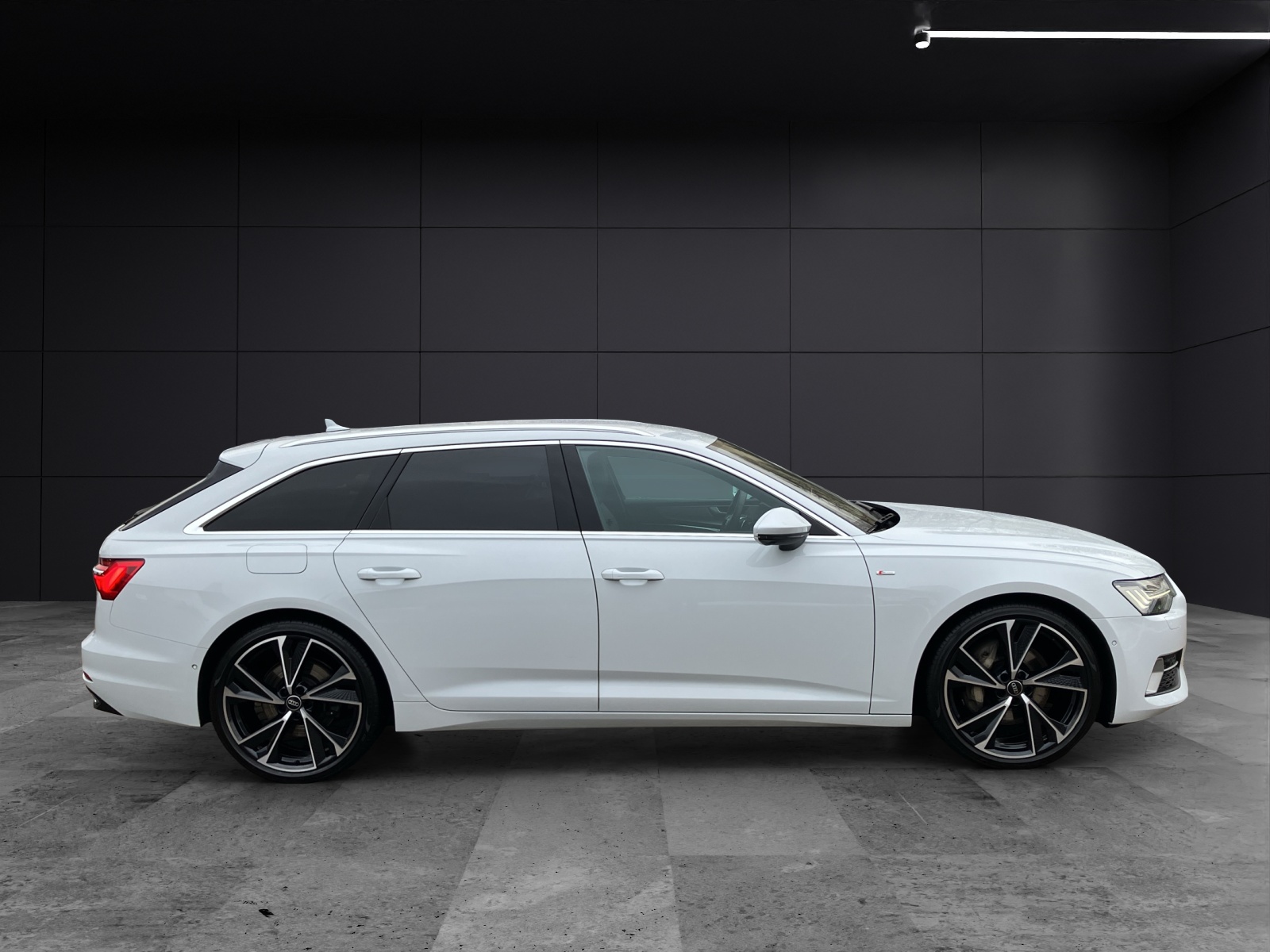 Fahrzeugabbildung Audi A6 Avant 50 TDI quattro sport AHZV HD Matrix Head up ACC Rückfk