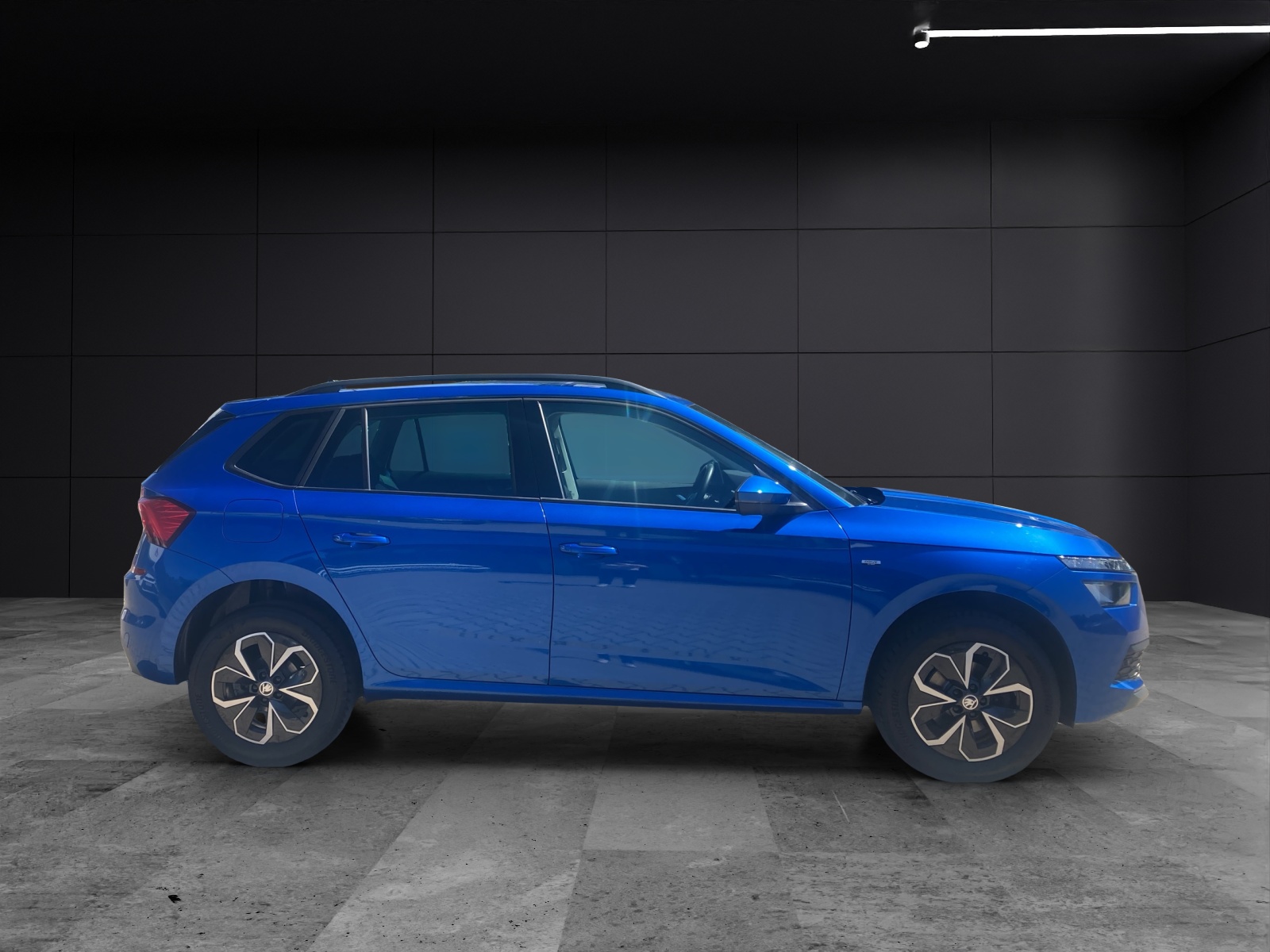 Fahrzeugabbildung SKODA Kamiq TSI Drive-125 DSG LED Climatronic GRA PDC SH LM