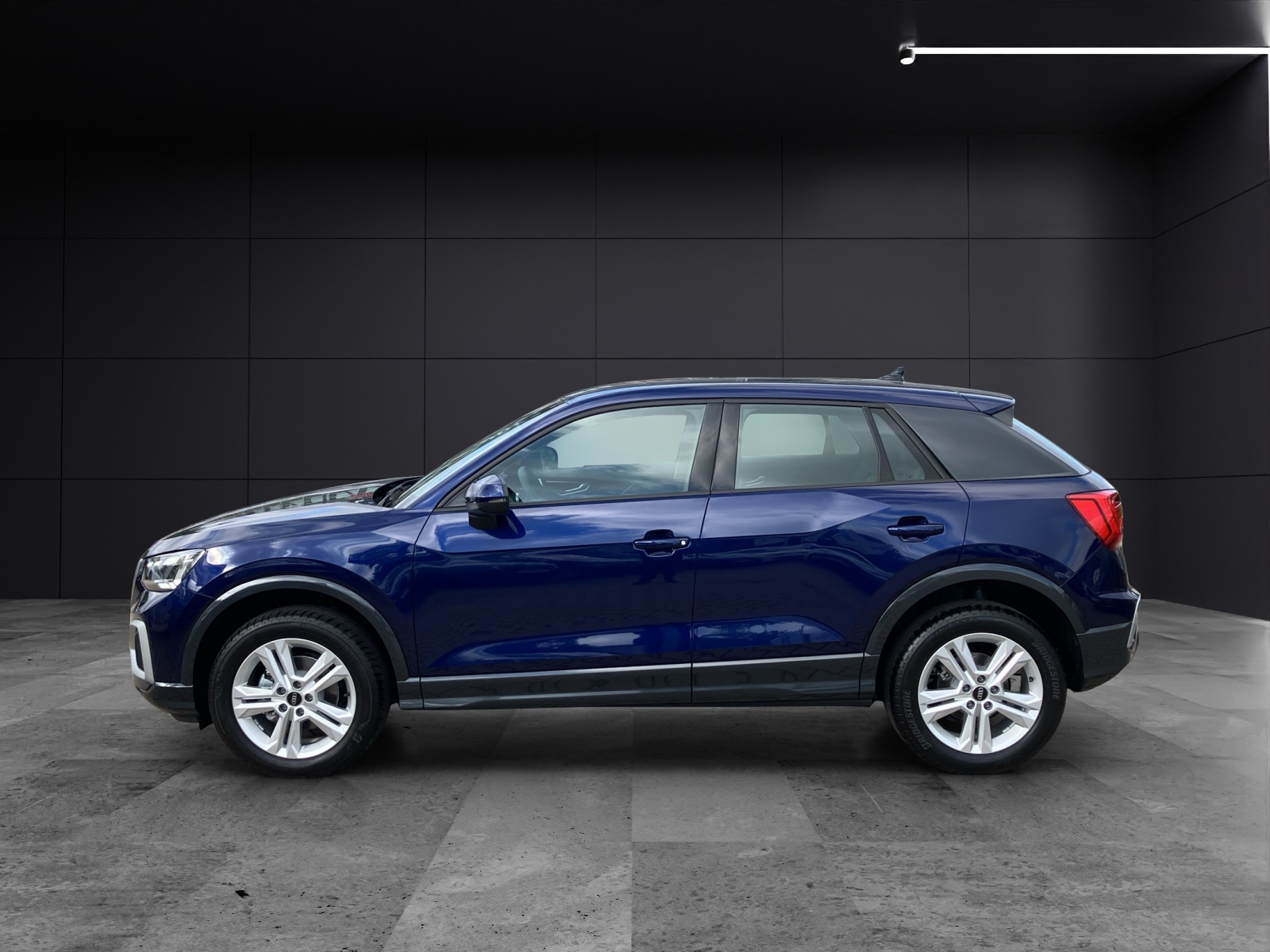 Fahrzeugabbildung Audi Q2 35 TFSI advanced LED,NAVI,DAB