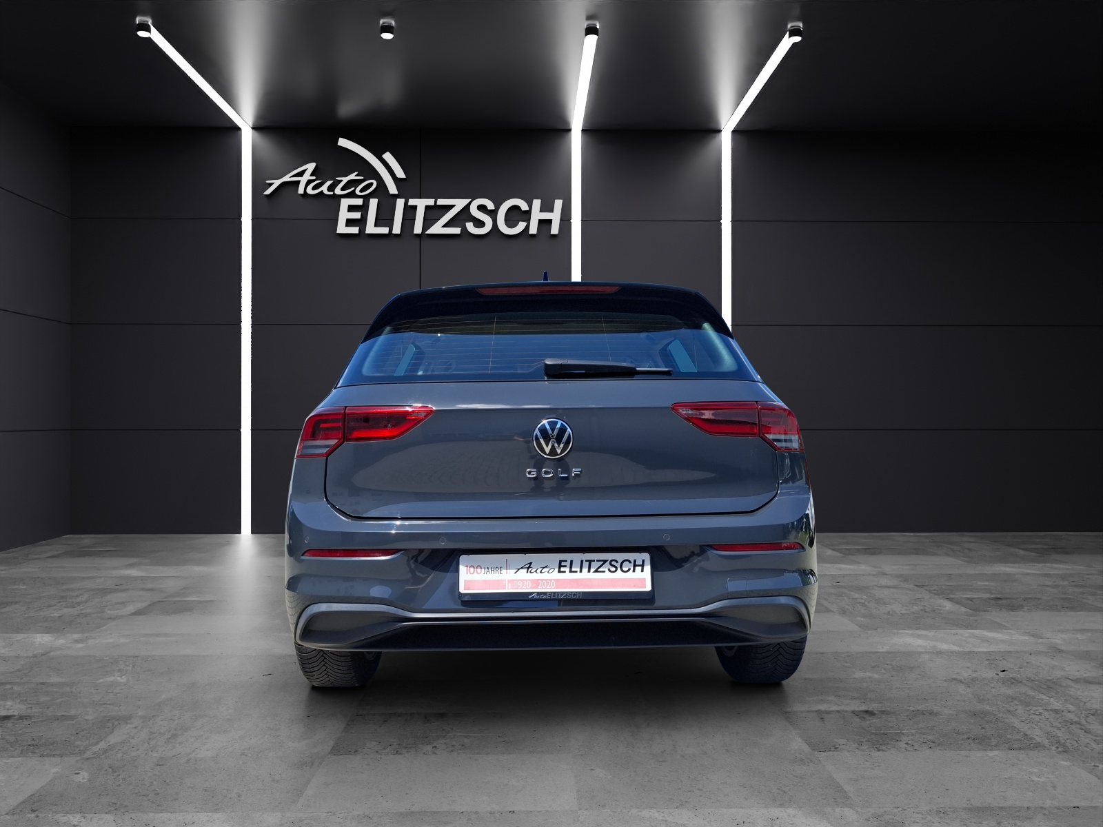 Fahrzeugabbildung Volkswagen Golf VIII TSI Life LEDplus Navi AID ACC RFK SH