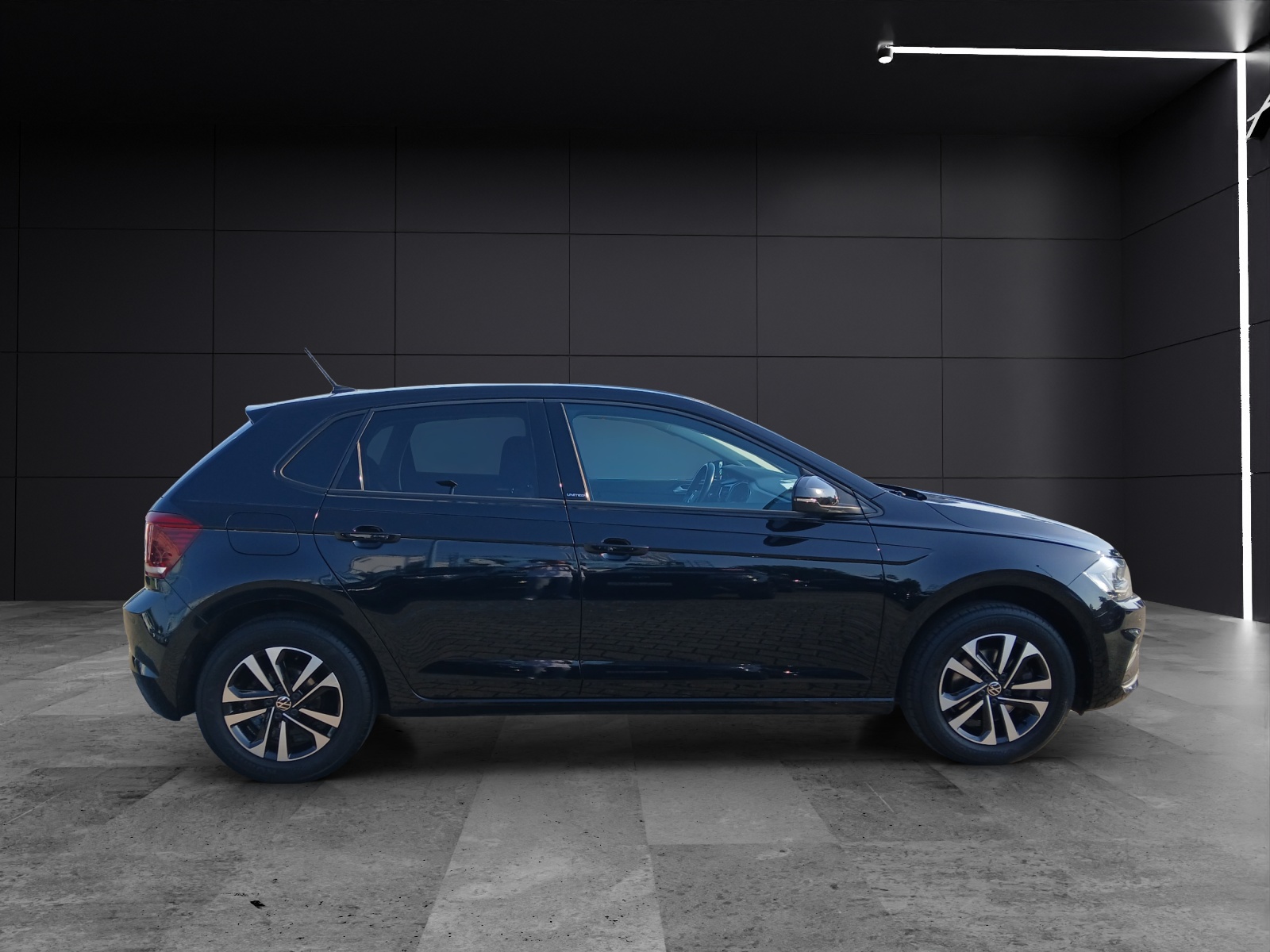 Fahrzeugabbildung Volkswagen Polo TSI United DSG LED Climatronic ACC PDC SH LM