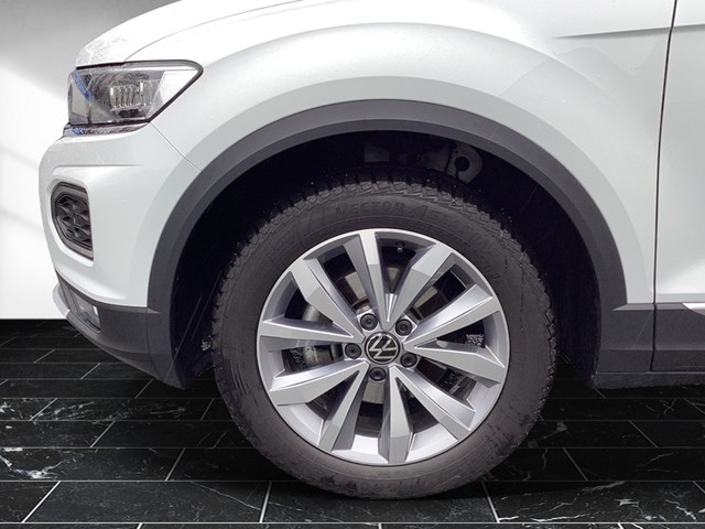 Fahrzeugabbildung Volkswagen T-Roc TSI Style LED Navi AHK ACC RFK SH