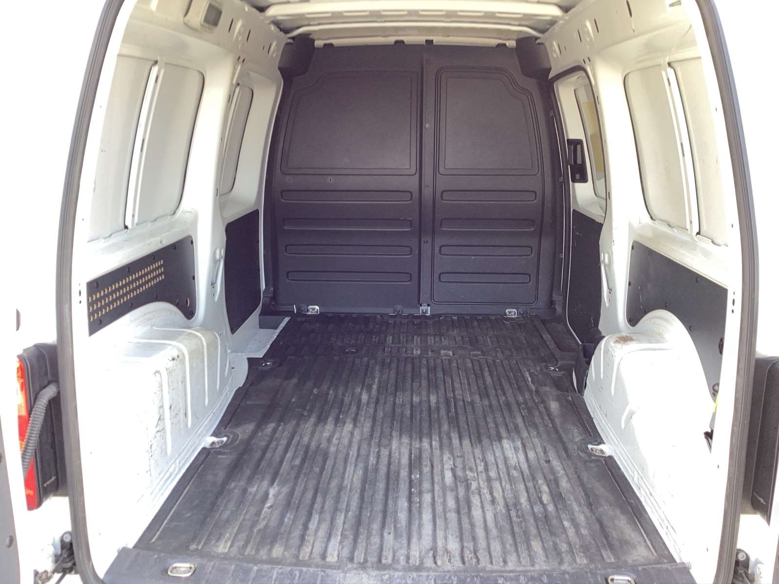 Fahrzeugabbildung Volkswagen Caddy Kasten Maxi TDI EcoProfi AHK Klima SH