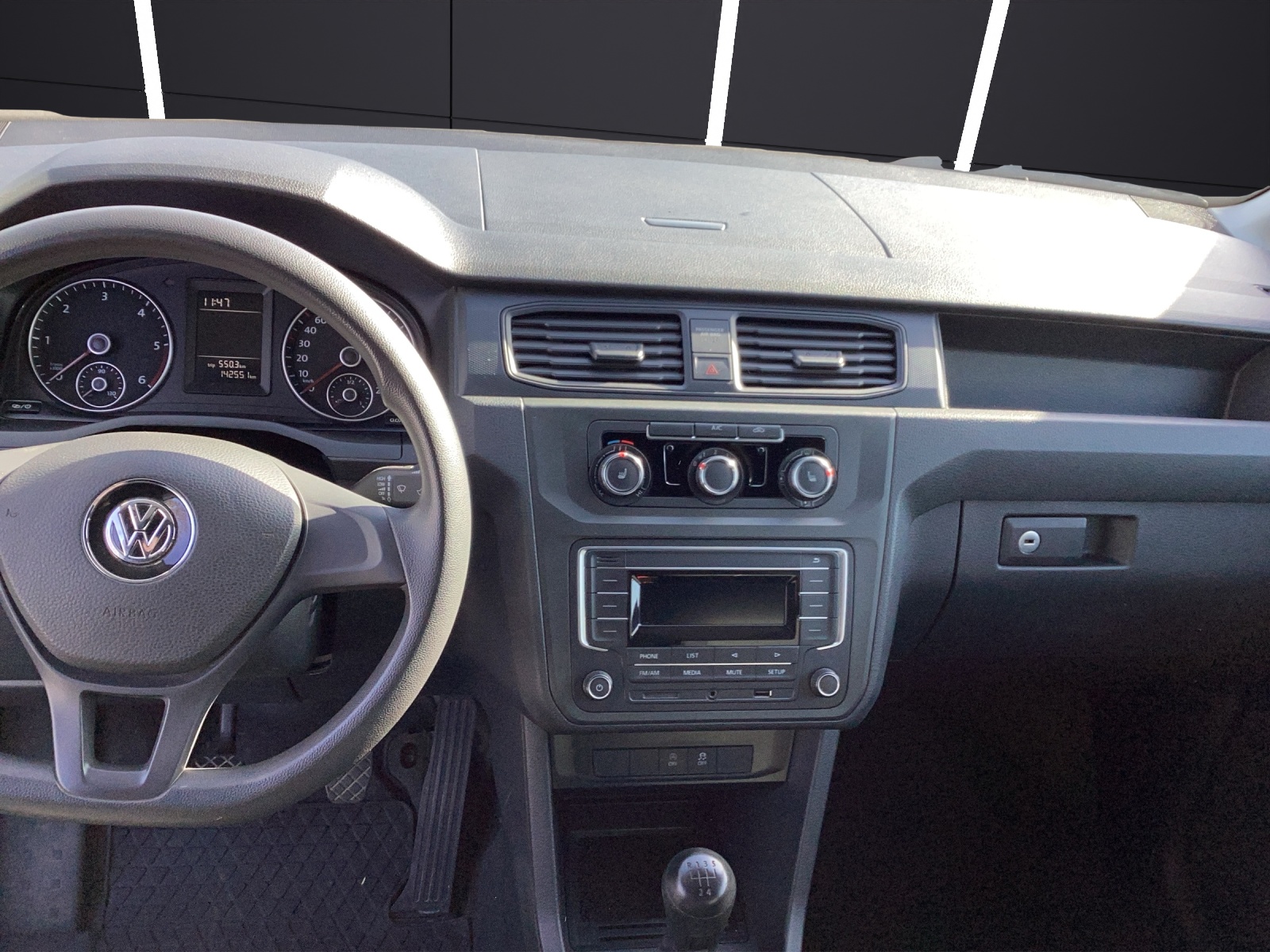 Fahrzeugabbildung Volkswagen Caddy Kasten Maxi TDI EcoProfi AHK Klima SH