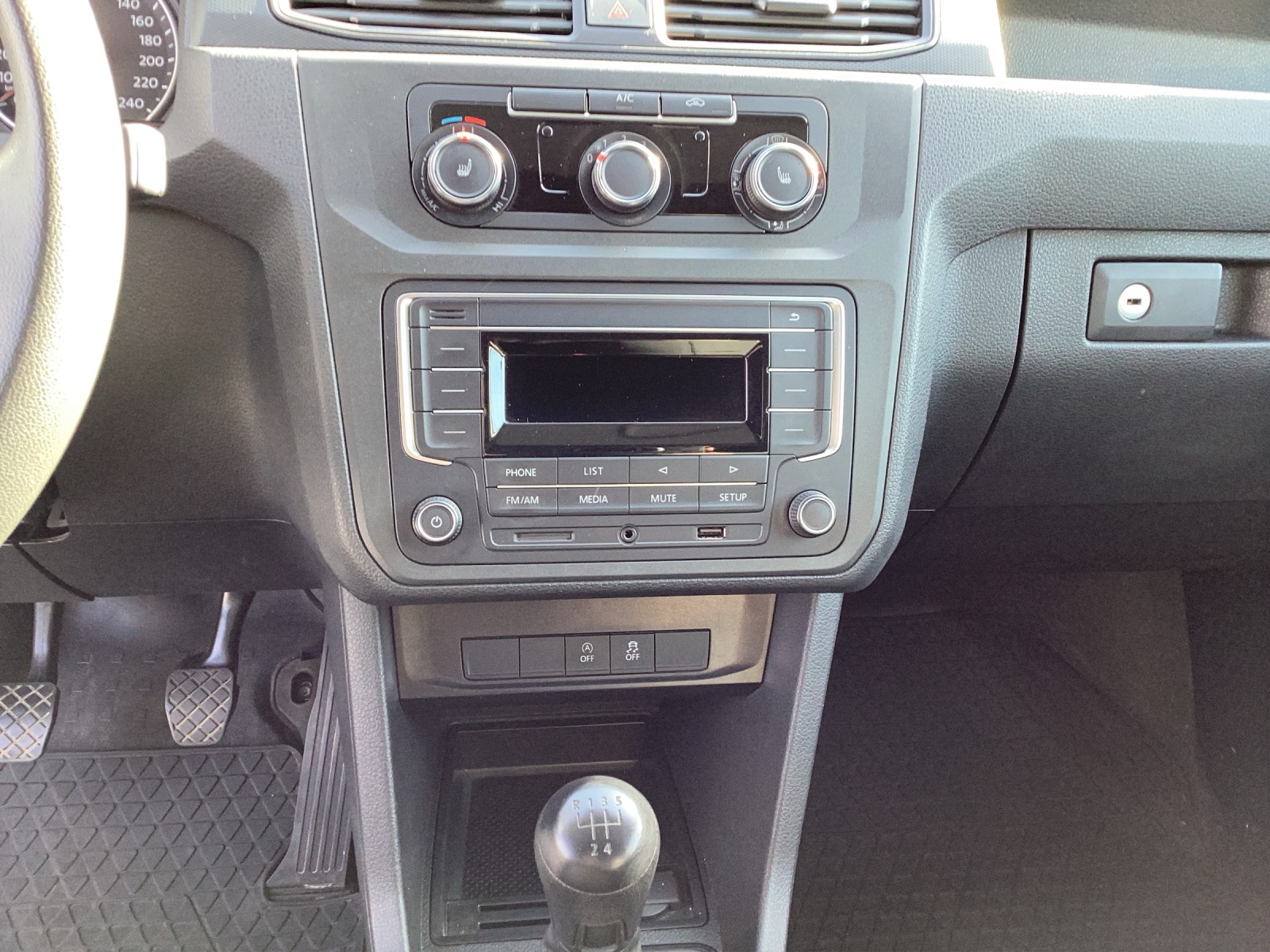 Fahrzeugabbildung Volkswagen Caddy Kasten Maxi TDI EcoProfi AHK Klima SH