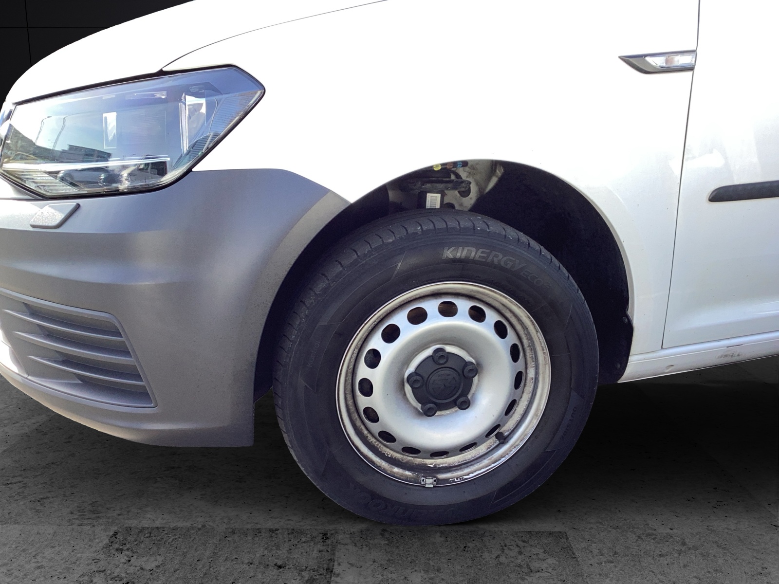 Fahrzeugabbildung Volkswagen Caddy Kasten Maxi TDI EcoProfi AHK Klima SH