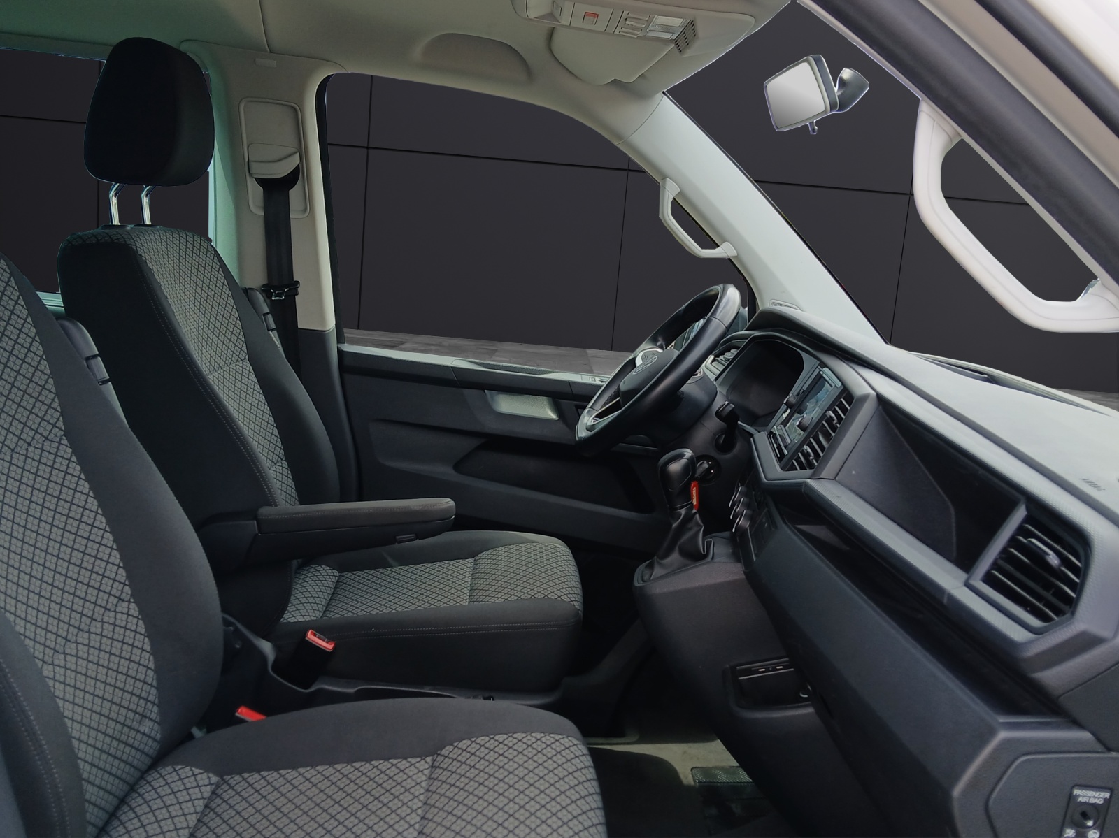 Fahrzeugabbildung Volkswagen T6 Multivan T6.1 TDI Family DSG CarPlay PDC SH