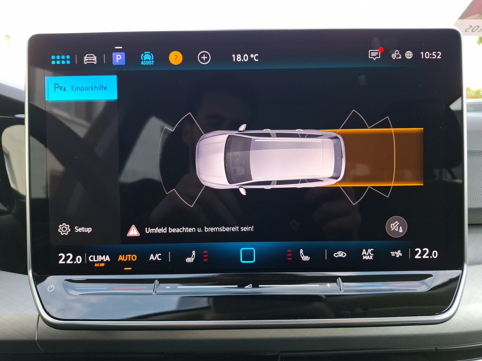 Fahrzeugabbildung Volkswagen Golf VIII Variant eTSI Life DSG LED AHK Navi AID ACC PDC SH