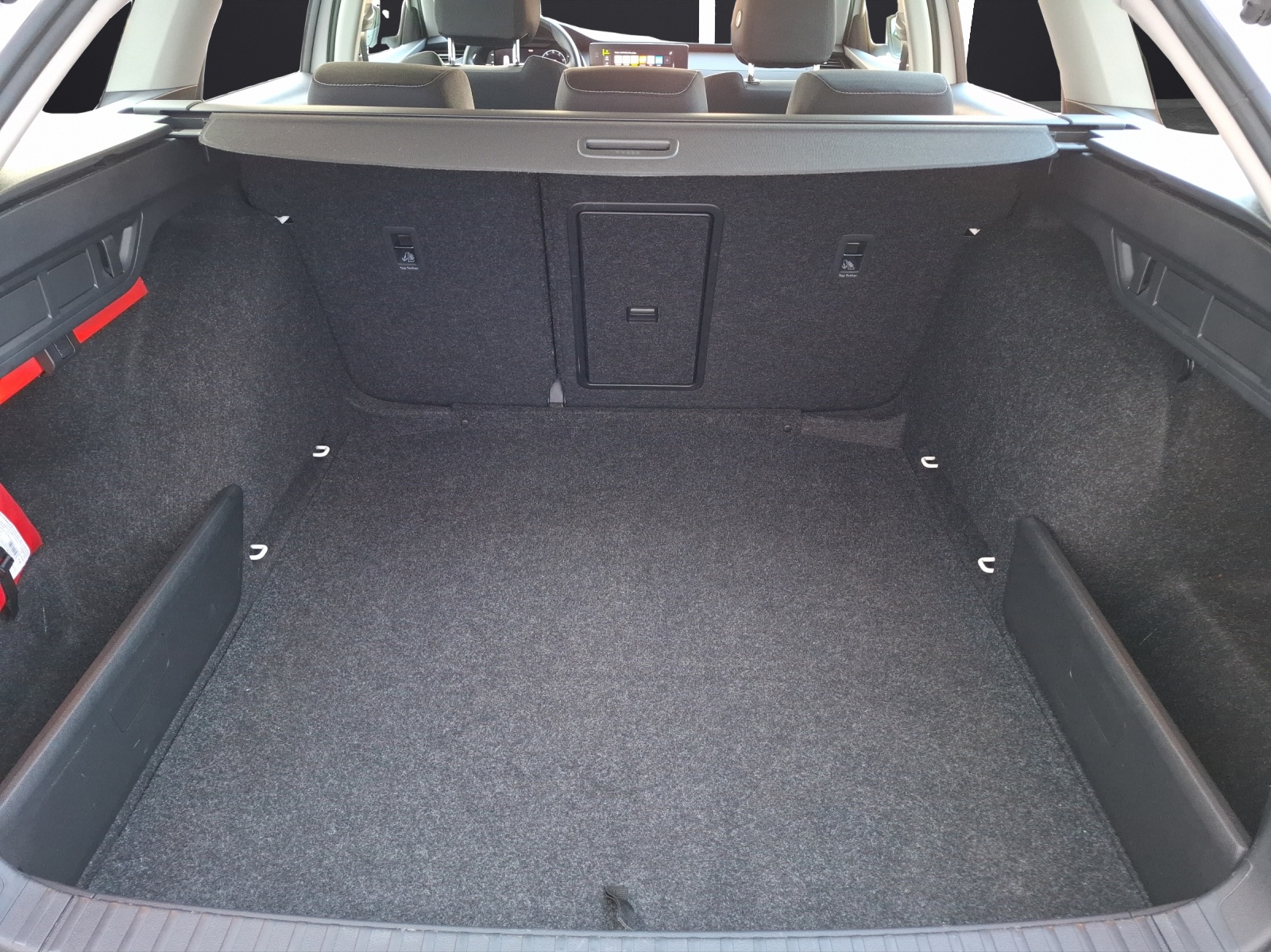 Fahrzeugabbildung SKODA Octavia Combi TDI Ambition DSG LED Navi ACC PDC SH