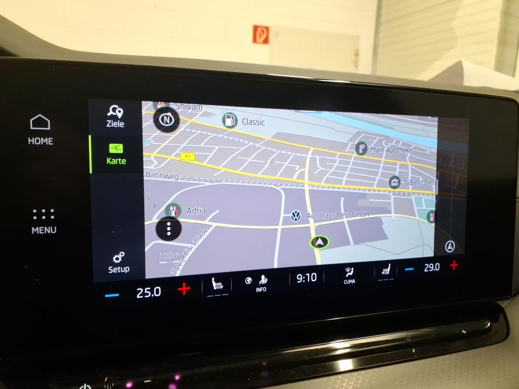 Fahrzeugabbildung SKODA Octavia Combi TDI Ambition DSG LED Navi ACC PDC SH