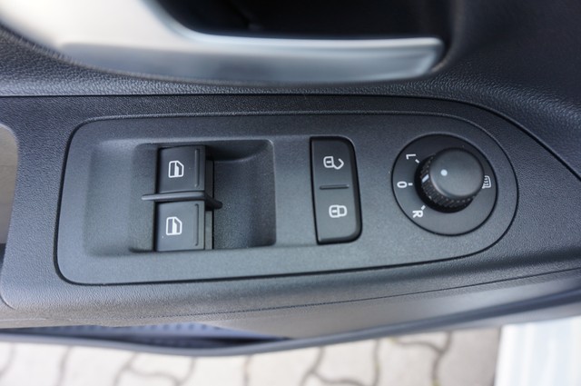 Fahrzeugabbildung Volkswagen up! 1.0 Basis Klima DAB SH