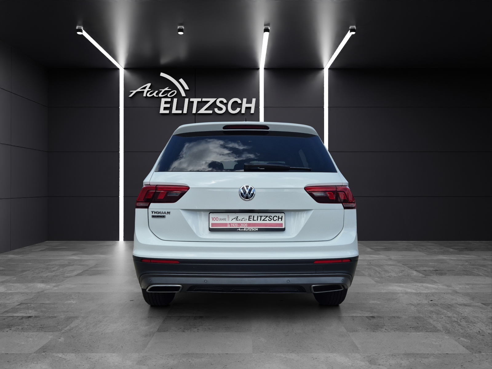Fahrzeugabbildung Volkswagen Tiguan Allspace TSI Comfortline DSG LED Navi AID ACC RFK HUD SHZ