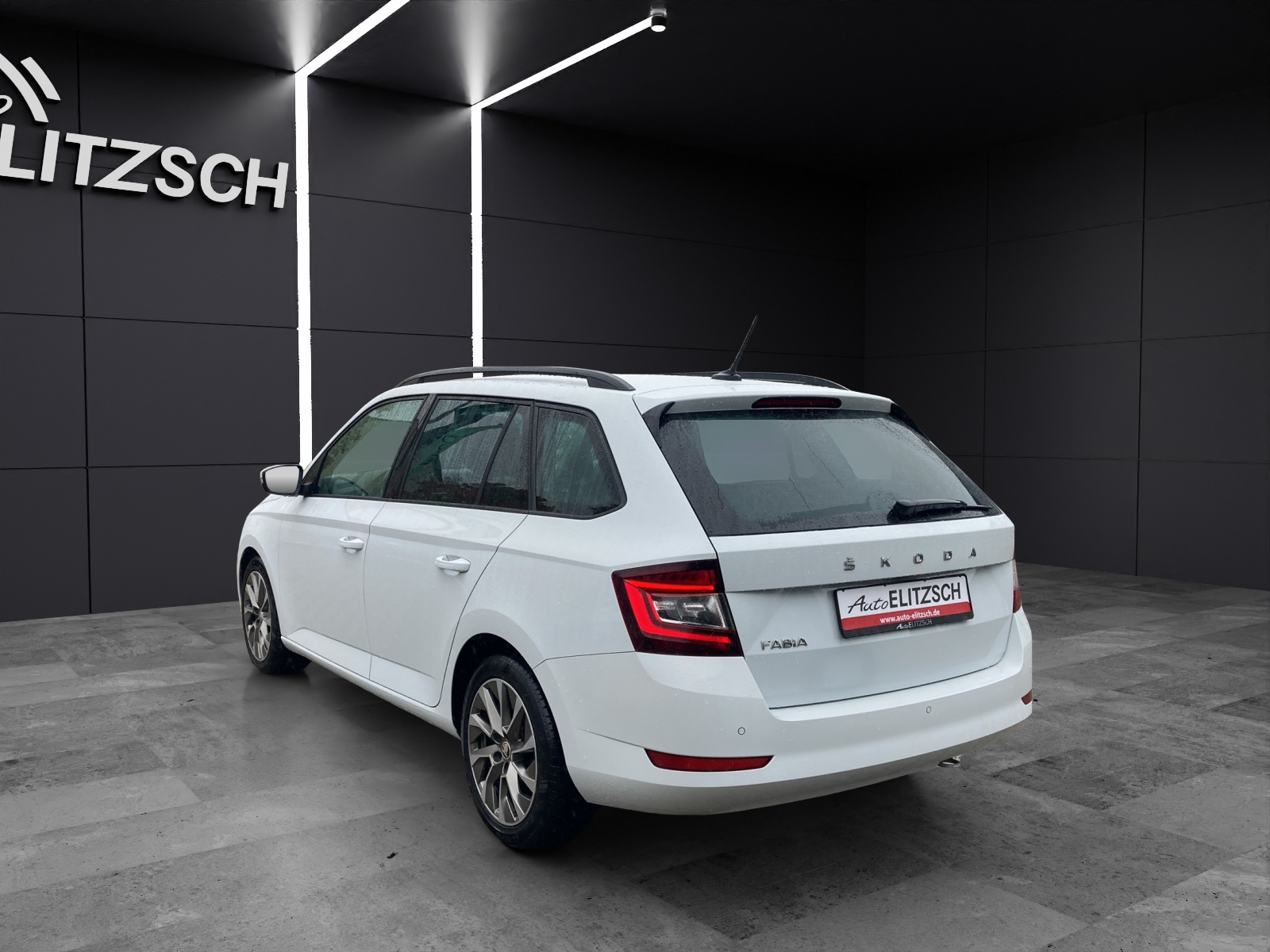 Fahrzeugabbildung SKODA Fabia Combi TSI Best-of DSG Navi Climatronic GRA PDC SH LM