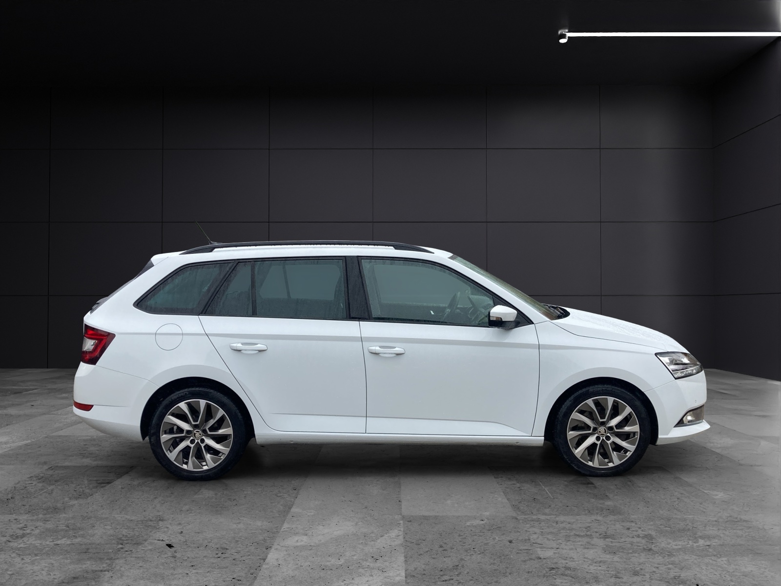 Fahrzeugabbildung SKODA Fabia Combi TSI Best-of DSG Navi Climatronic GRA PDC SH LM