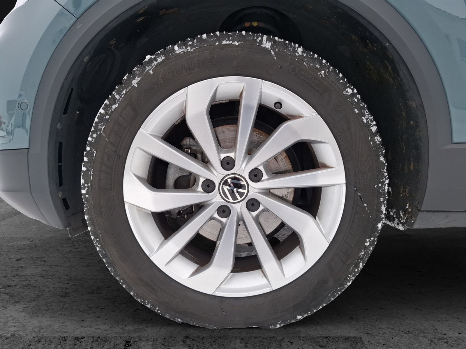 Fahrzeugabbildung Volkswagen T-Roc TSI Style DSG LED-plus AHK Navi AID ACC Park-Assist SH