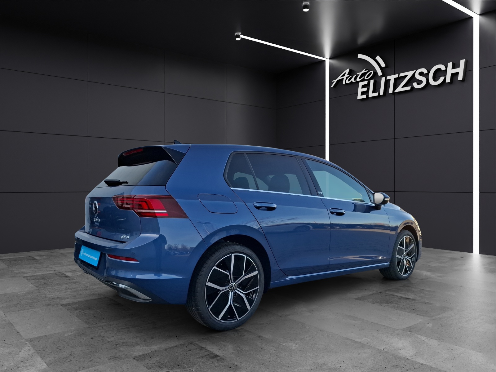 Fahrzeugabbildung Volkswagen Golf VIII eTSI Edition-50 DSG LEDplus AHK Navi Pano HUD AID ACC RFK SH 18