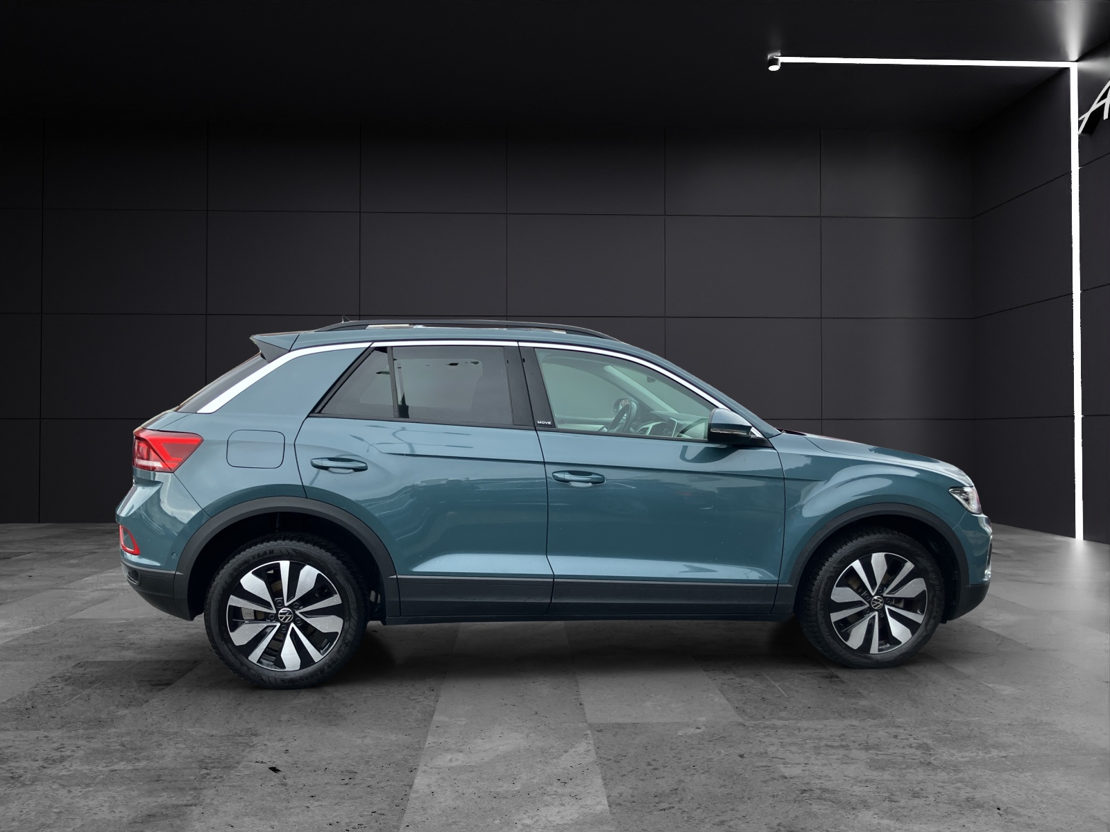 Fahrzeugabbildung Volkswagen T-Roc 1.0 TSI Move LEDplus AHK Navi AID ACC RFK SH