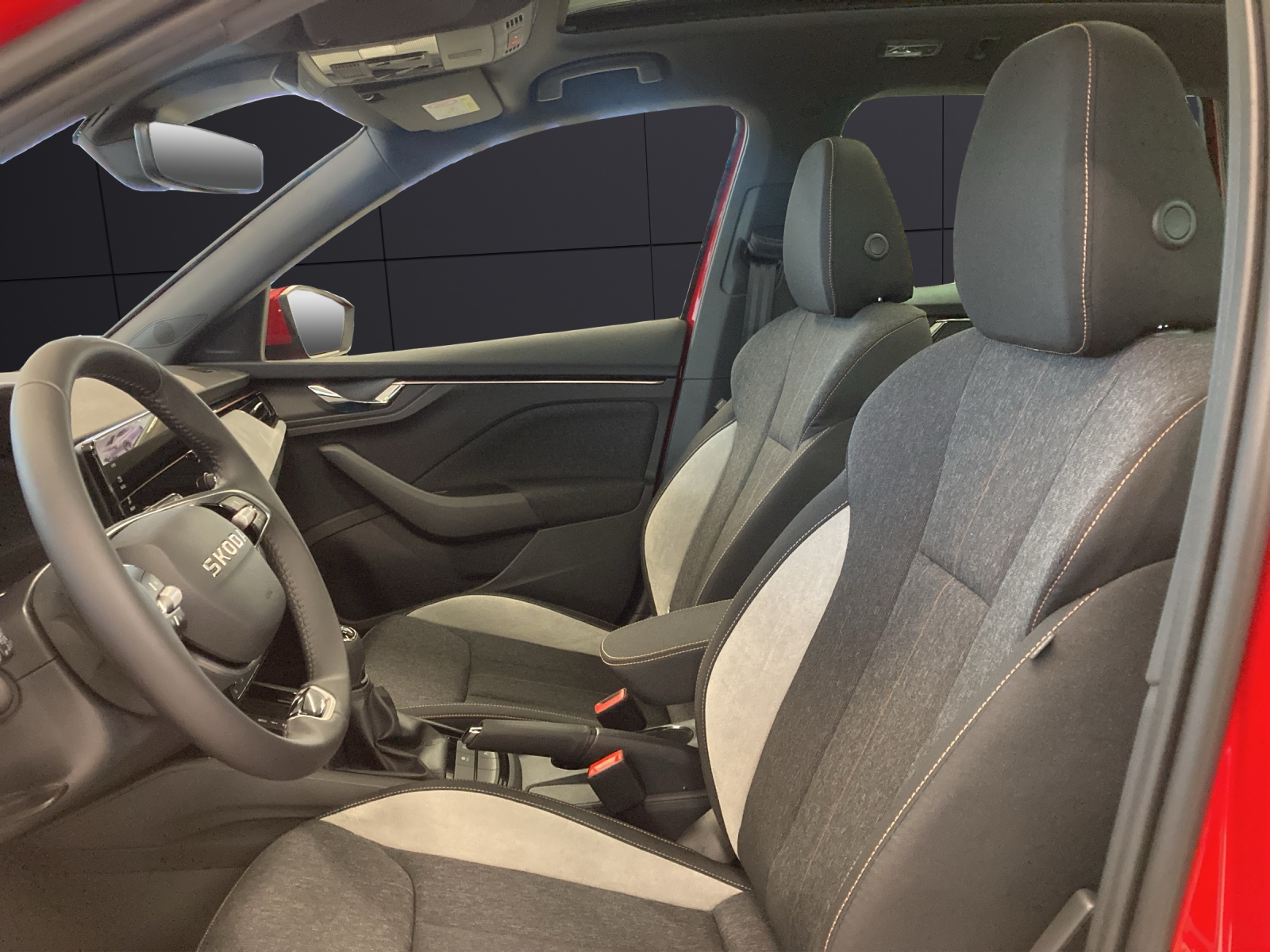 Fahrzeugabbildung SKODA Kamiq Tour 1.0TSI 85KW 6-Gang MATRIX LED, SHZ, OPEN SKY