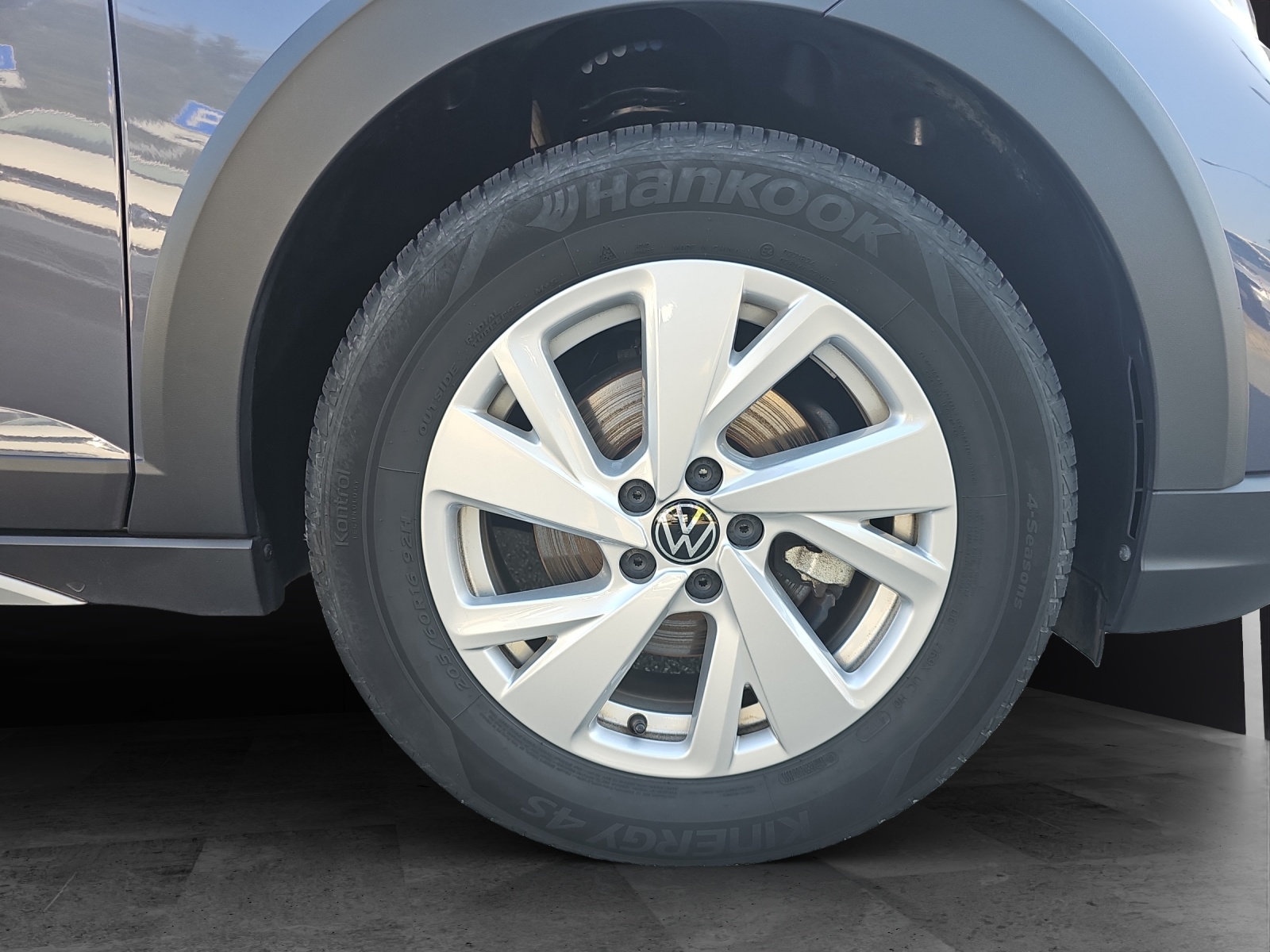 Fahrzeugabbildung Volkswagen Taigo Life LED AHK Climatronic AID ACC RFK SH LM
