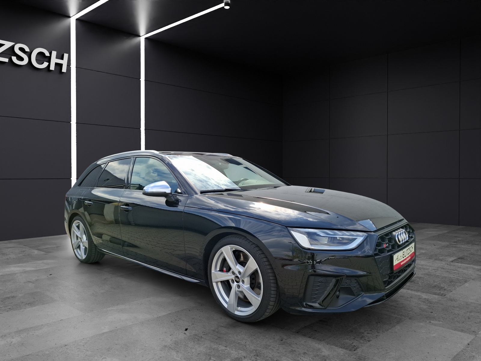 Fahrzeugabbildung Audi S4 Avant TDI quattro Matrix AHK Navi AVC Pano B&O ACC RFK SH 19