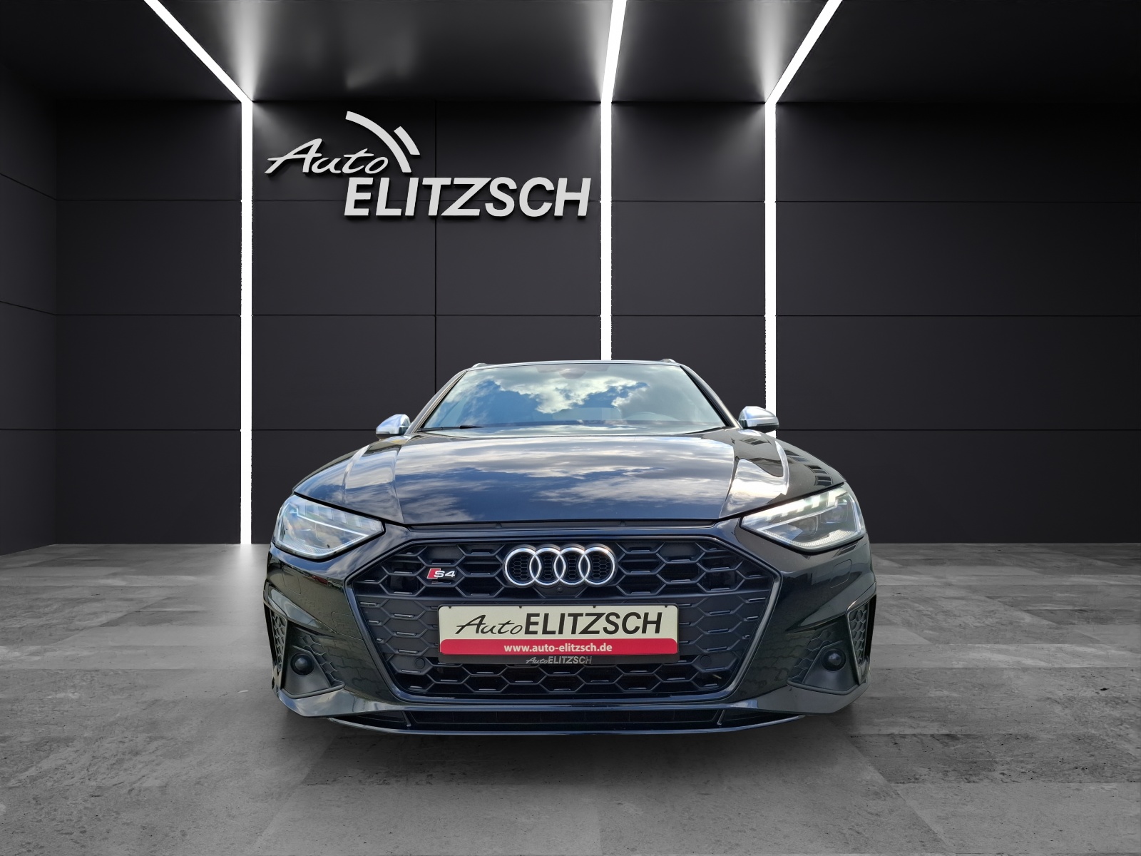 Fahrzeugabbildung Audi S4 Avant TDI quattro Matrix AHK Navi AVC Pano B&O ACC RFK SH 19