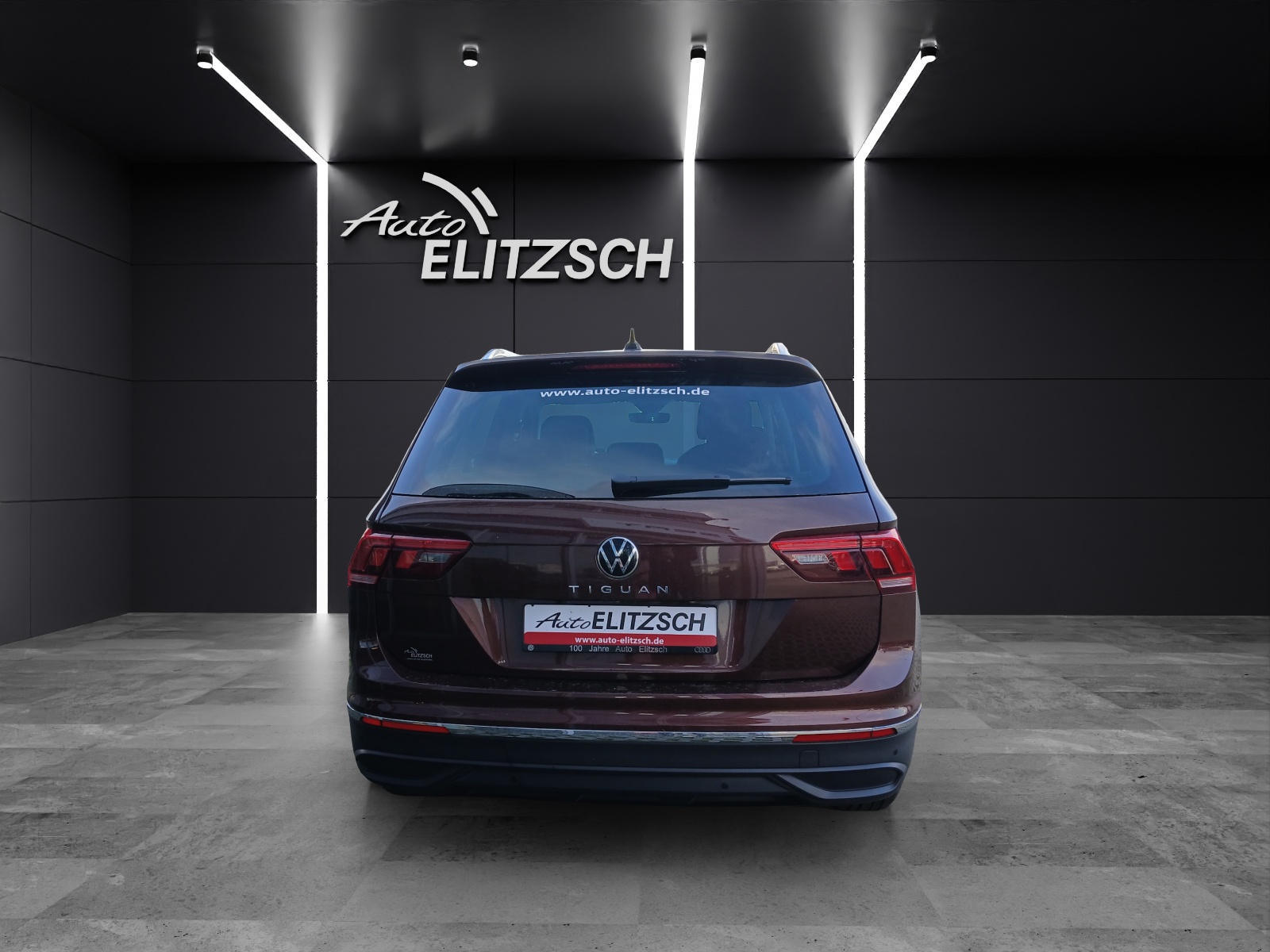 Fahrzeugabbildung Volkswagen Tiguan TDI Move DSG LED AHK Navi ACC RFK SH LM