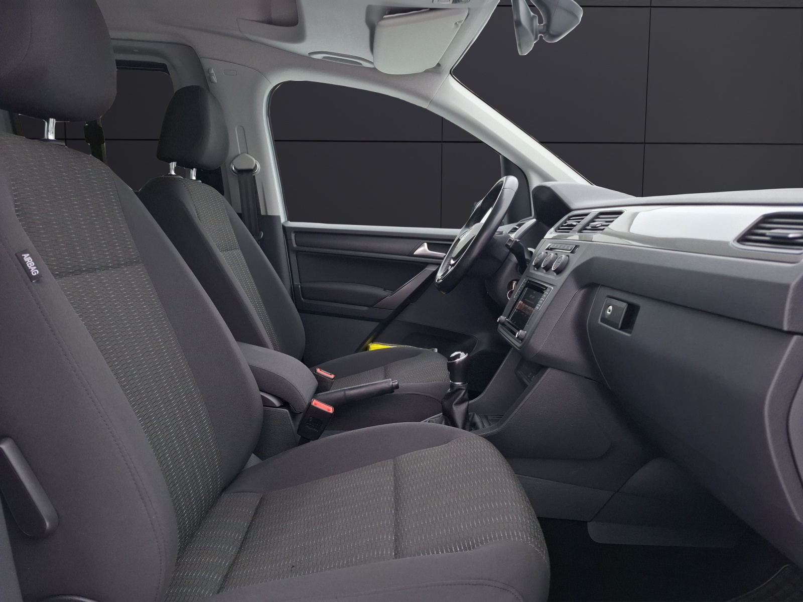 Fahrzeugabbildung Volkswagen Caddy 2.0 TDI Comfortline Navi Climatronic GRA PDC SH LM