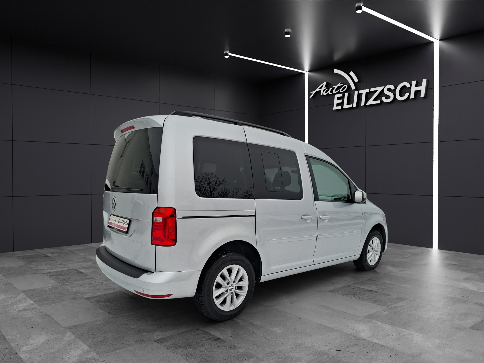 Fahrzeugabbildung Volkswagen Caddy 2.0 TDI Comfortline Navi Climatronic GRA PDC SH LM