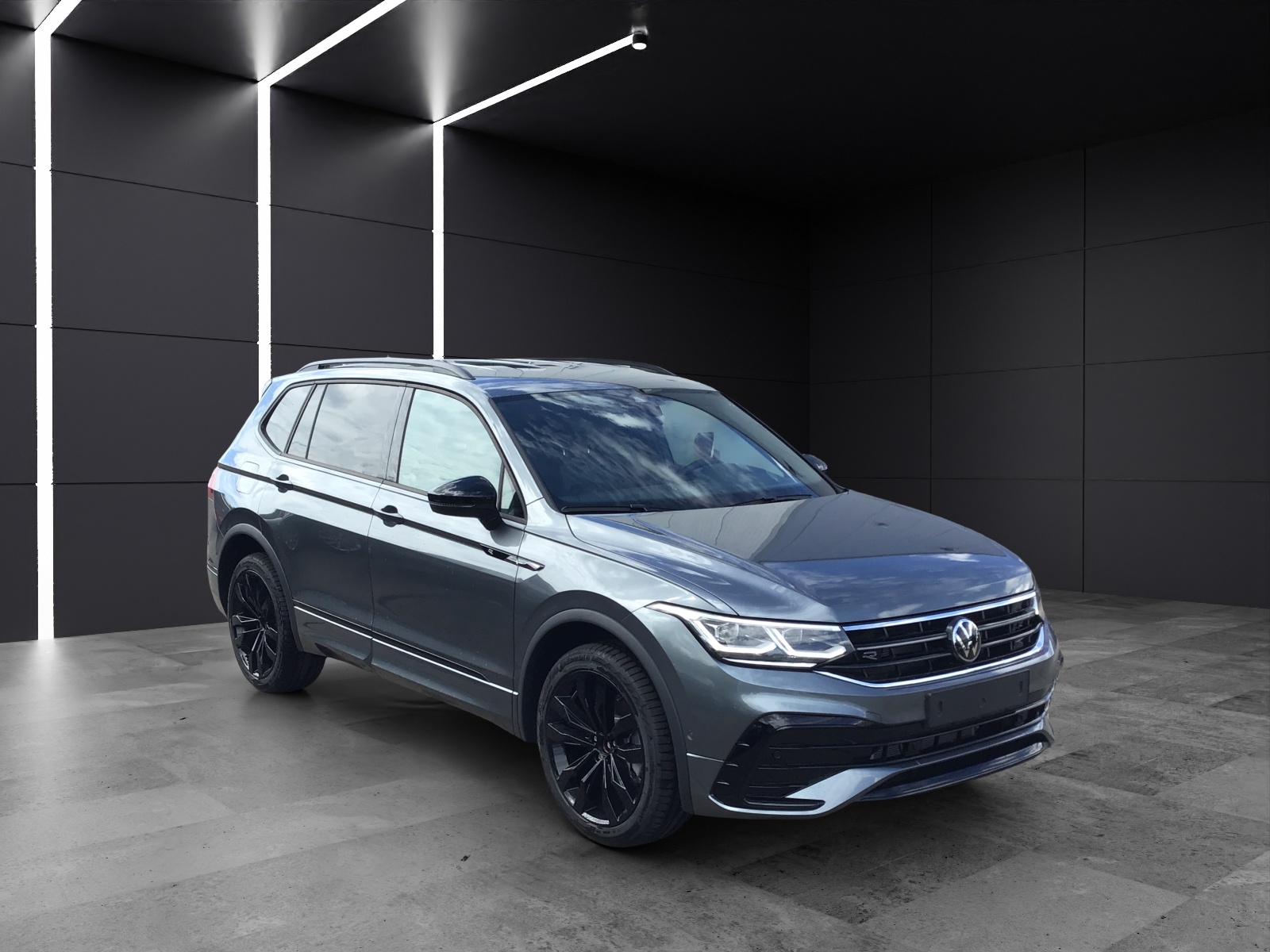 Fahrzeugabbildung Volkswagen Tiguan Allspace R-Line TDI 4M DSG LED AHK NAVI FAP+