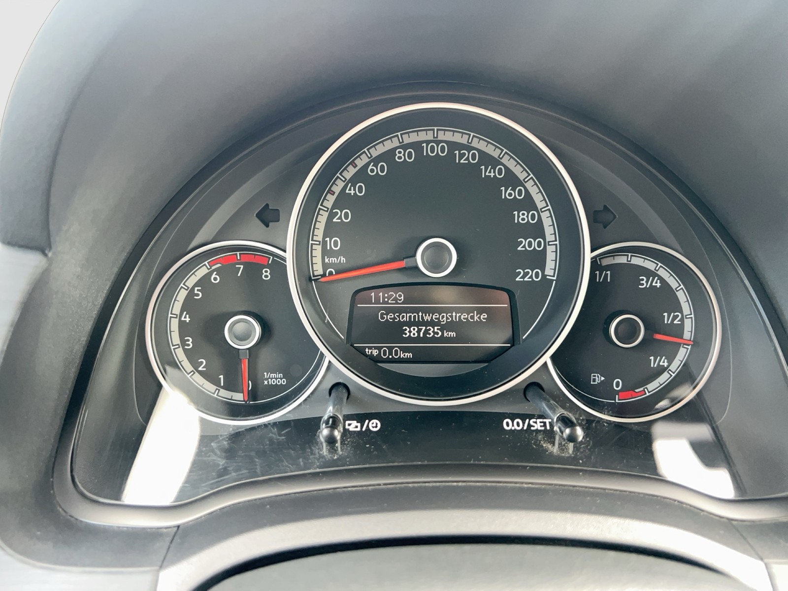 Fahrzeugabbildung Volkswagen up! sound up! Klima SH PDC