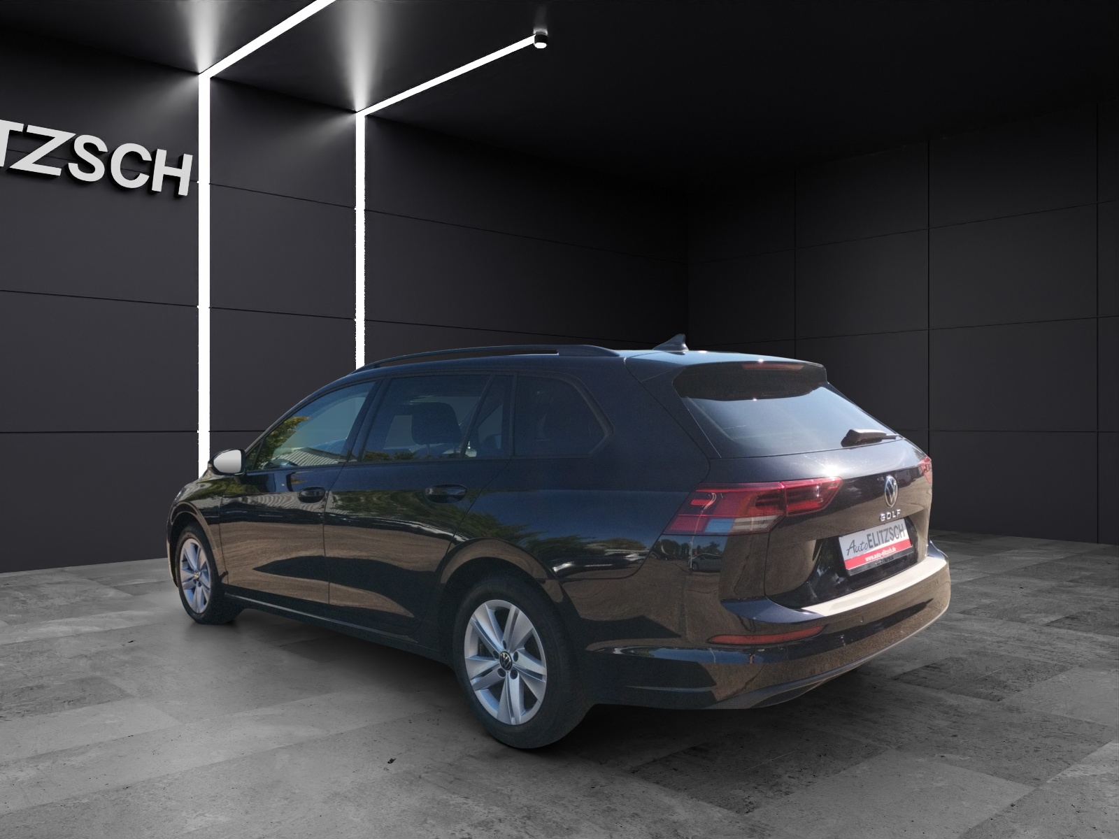 Fahrzeugabbildung Volkswagen Golf VIII Variant Life TDI DSG LED ACC AHK SHZ PDC Navi Klima