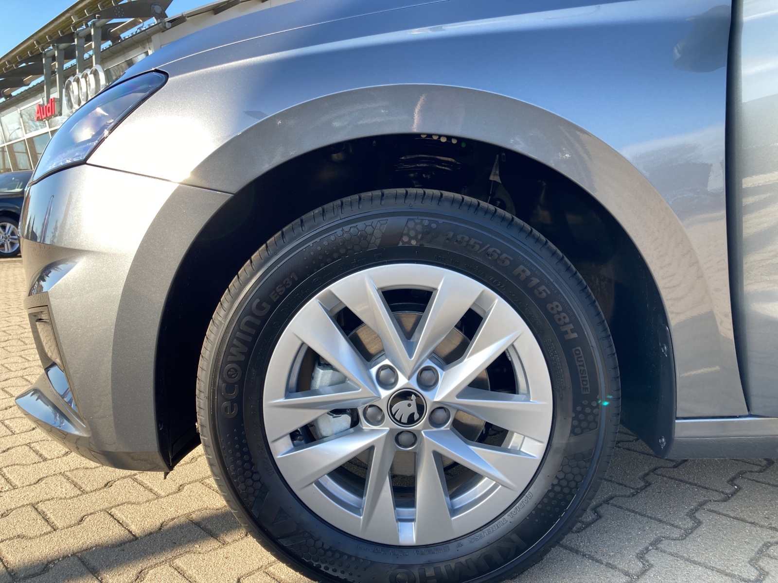 Fahrzeugabbildung SKODA Fabia Essence