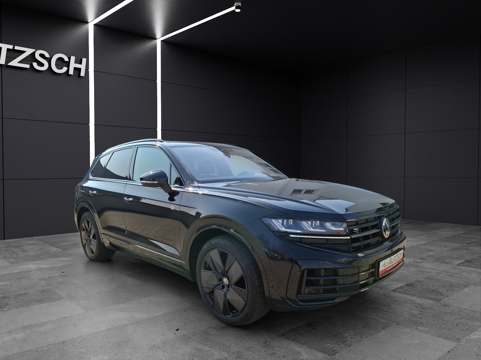 Fahrzeugabbildung Volkswagen Touareg TSI eHybrid R-Line 4M Matrix AHK Pano HUD Leder AID ACC 21