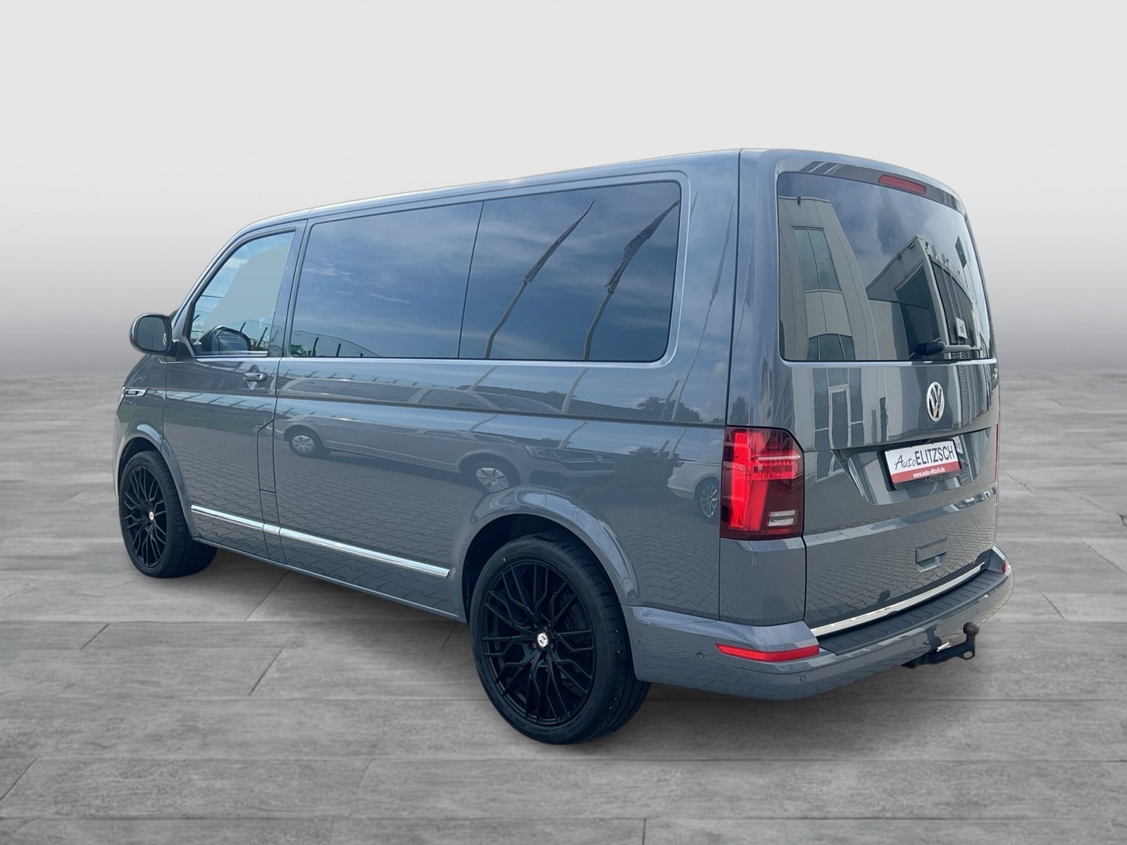 Fahrzeugabbildung Volkswagen T6 Multivan T6.1 TDI Gen. Six 4Mo. DSG LED NAVI ACC RFK AHK