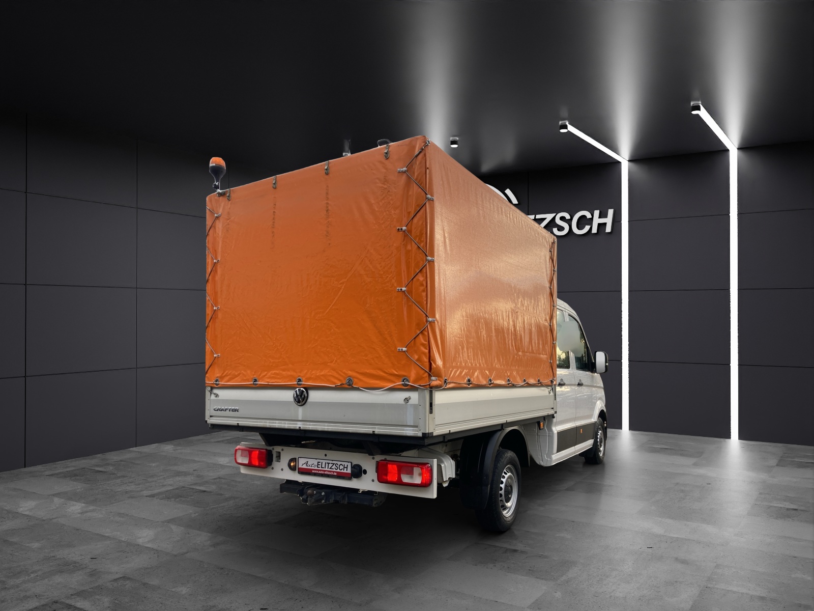 Fahrzeugabbildung Volkswagen Crafter 35 Doka Pritsche 35 DOKA MR Plane STH AHK Klima SH
