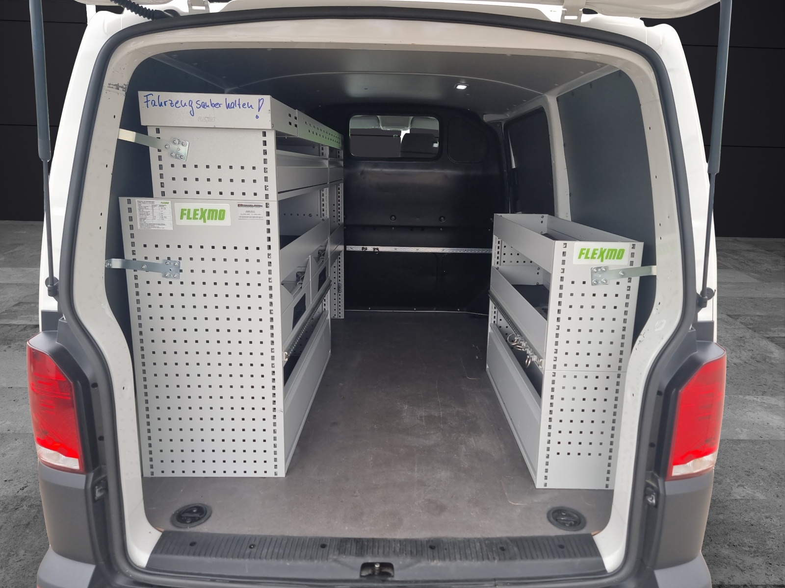 Fahrzeugabbildung Volkswagen T6 Transporter T6.1 TDI Kasten Regalein. KLIMA RFK