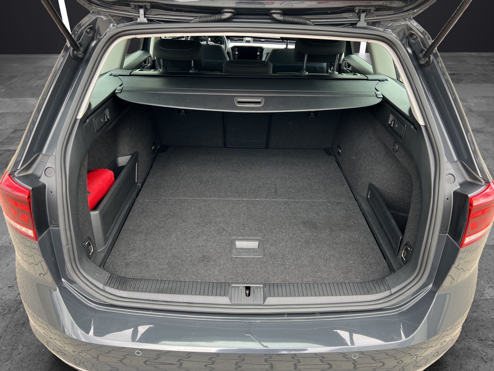 Fahrzeugabbildung Volkswagen Passat Variant GTE 1.4 TSI DSG LED Navi ACC SHZ RFK AppConnect