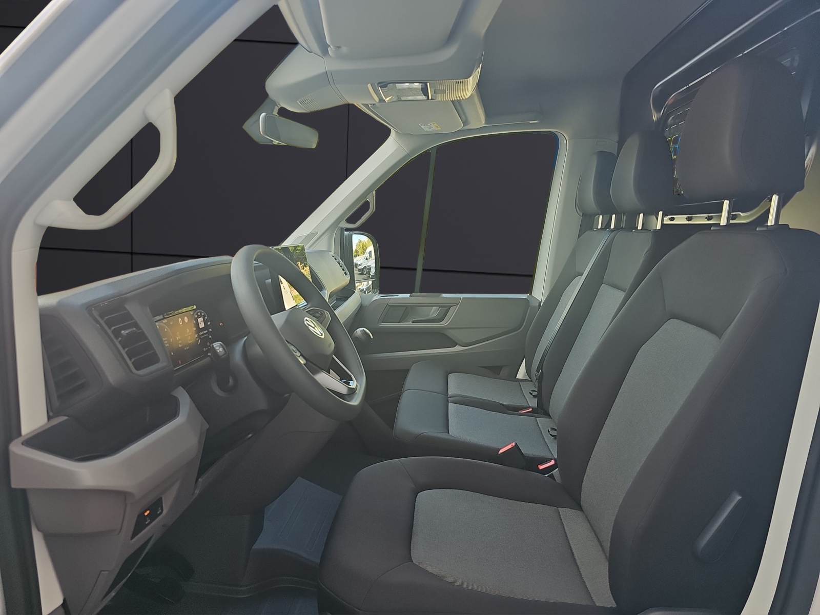 Fahrzeugabbildung Volkswagen Crafter Kasten 2,0l TDI 103 kW MR KAMERA KLIMA AHK DAB+