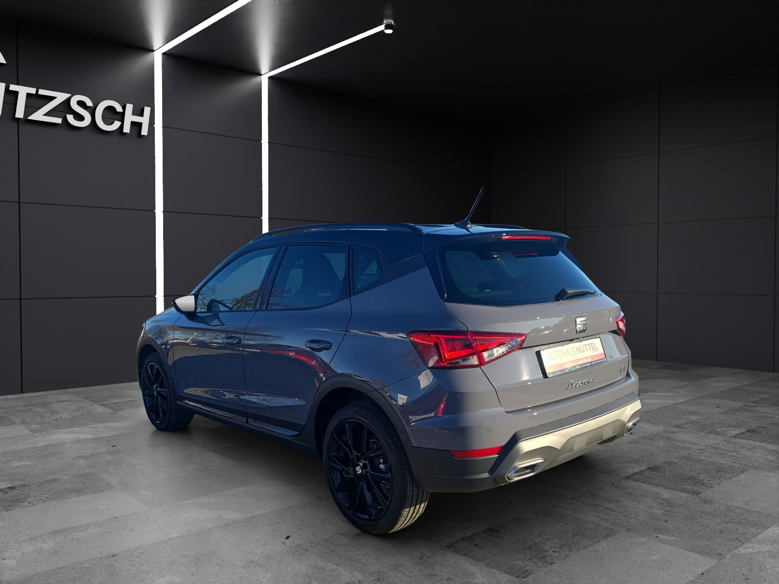 Fahrzeugabbildung SEAT Arona FR Black Edition 1.5 TSI DSG AHZ LED KAMERA