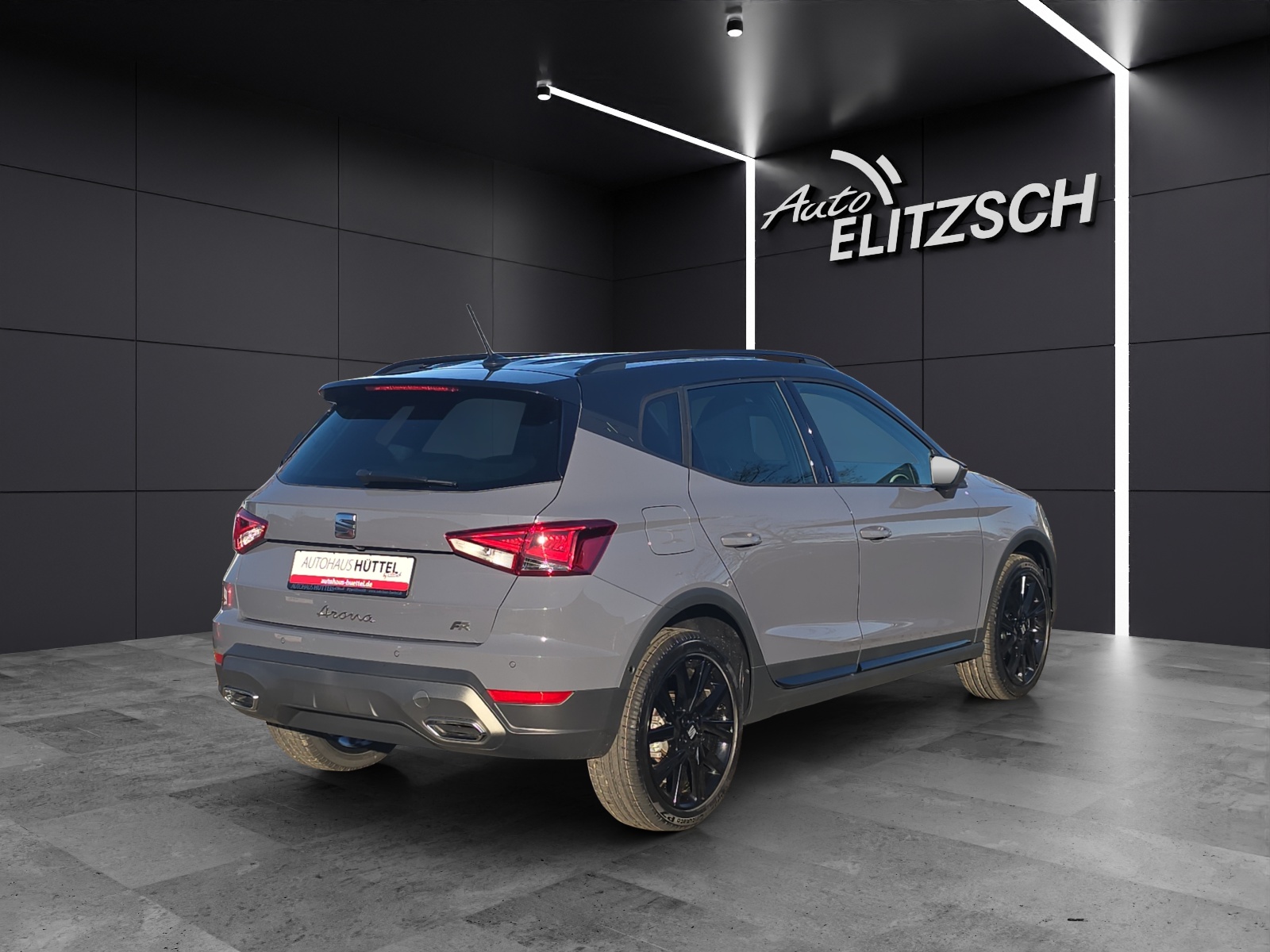 Fahrzeugabbildung SEAT Arona FR Black Edition 1.5 TSI DSG AHZ LED KAMERA