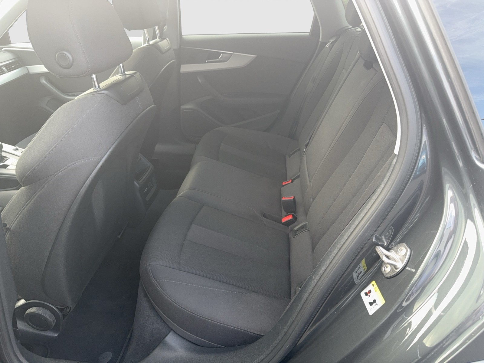 Fahrzeugabbildung Audi A4 Allroad 45 TFSI quattro LED Navi AHK virtual SHZ