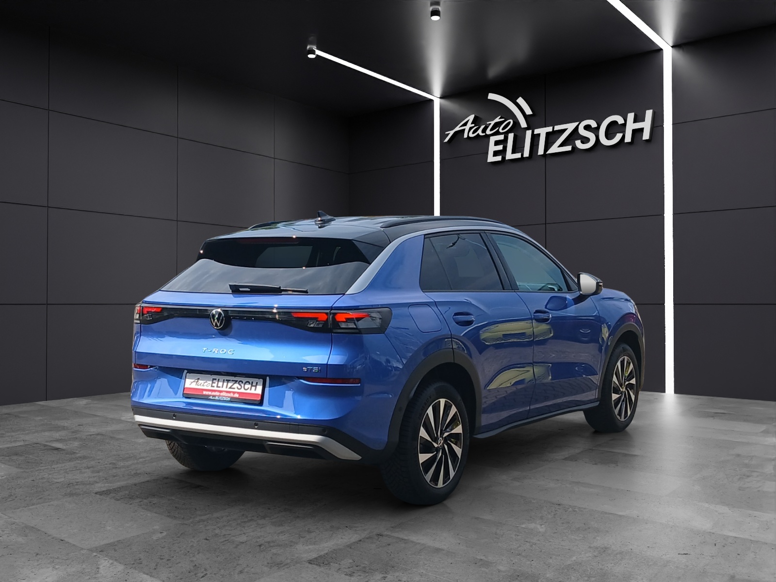 Fahrzeugabbildung Volkswagen T-Roc eTSI Life DSG LED AHK Navi AID ACC RFK SH